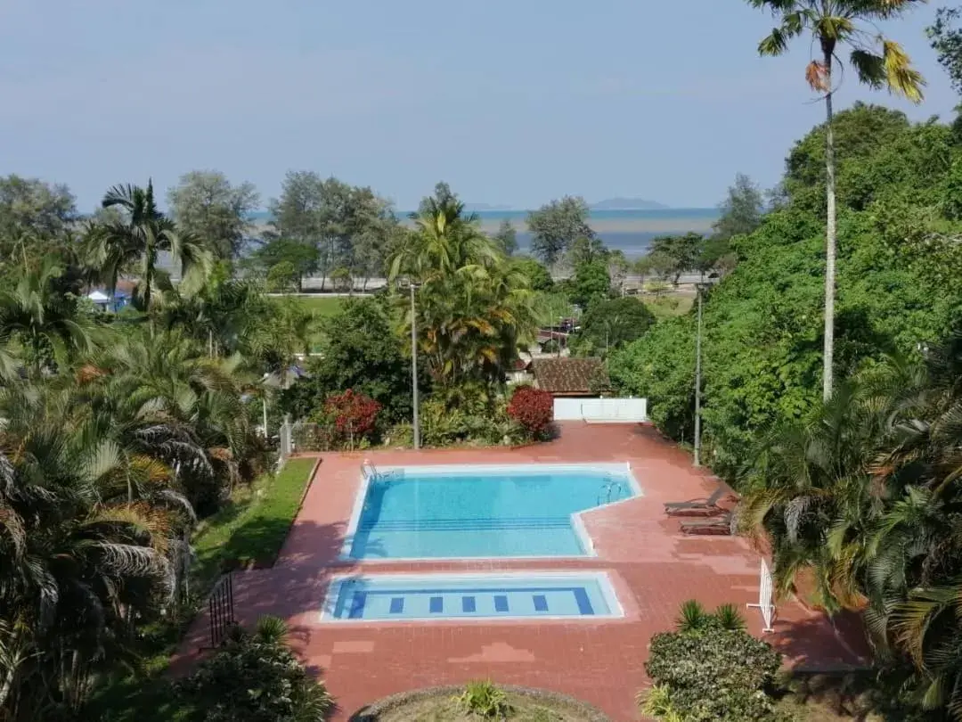 Pool view in Mersing Merlin Inn Pool view in Mersing Merlin Inn