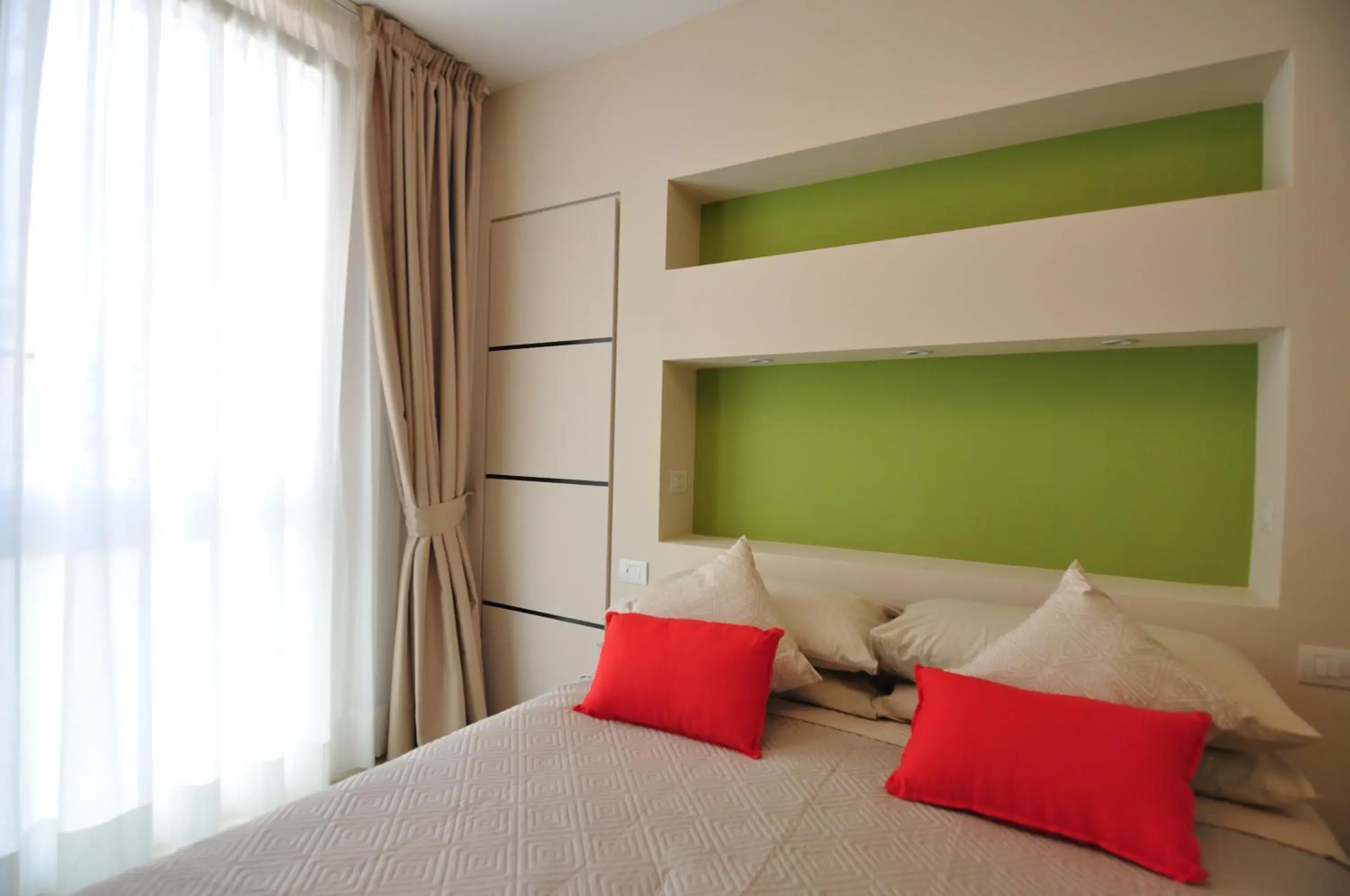 Suite in Delco Naples Suite in Delco Naples