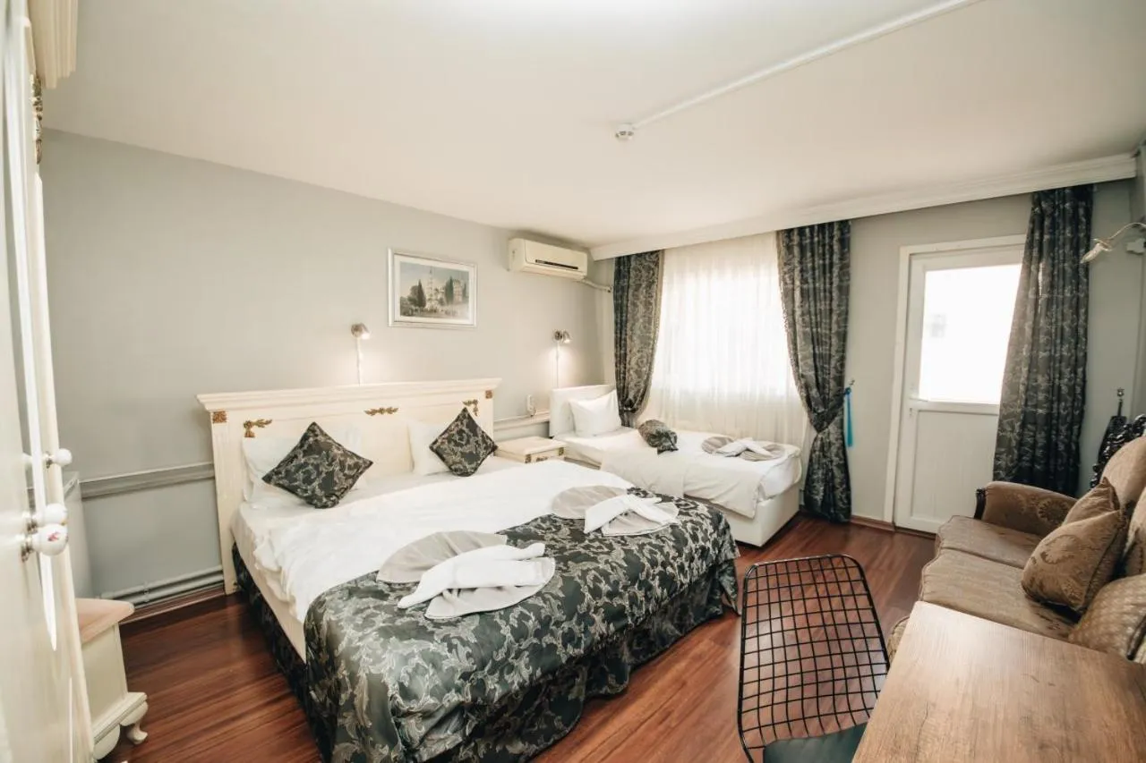 Bed in Safran Suites