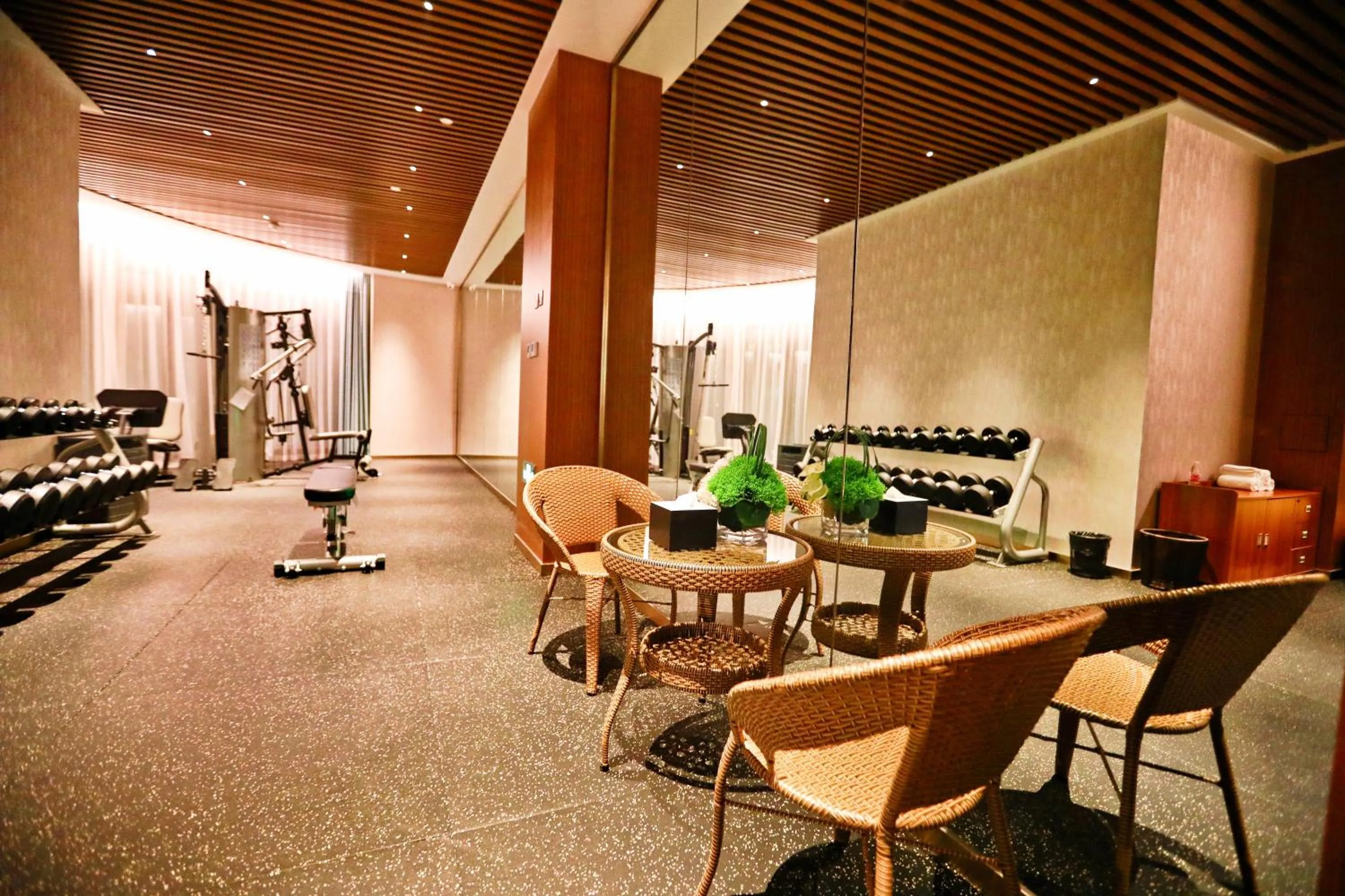 Ramada Plaza Fuxian Lake