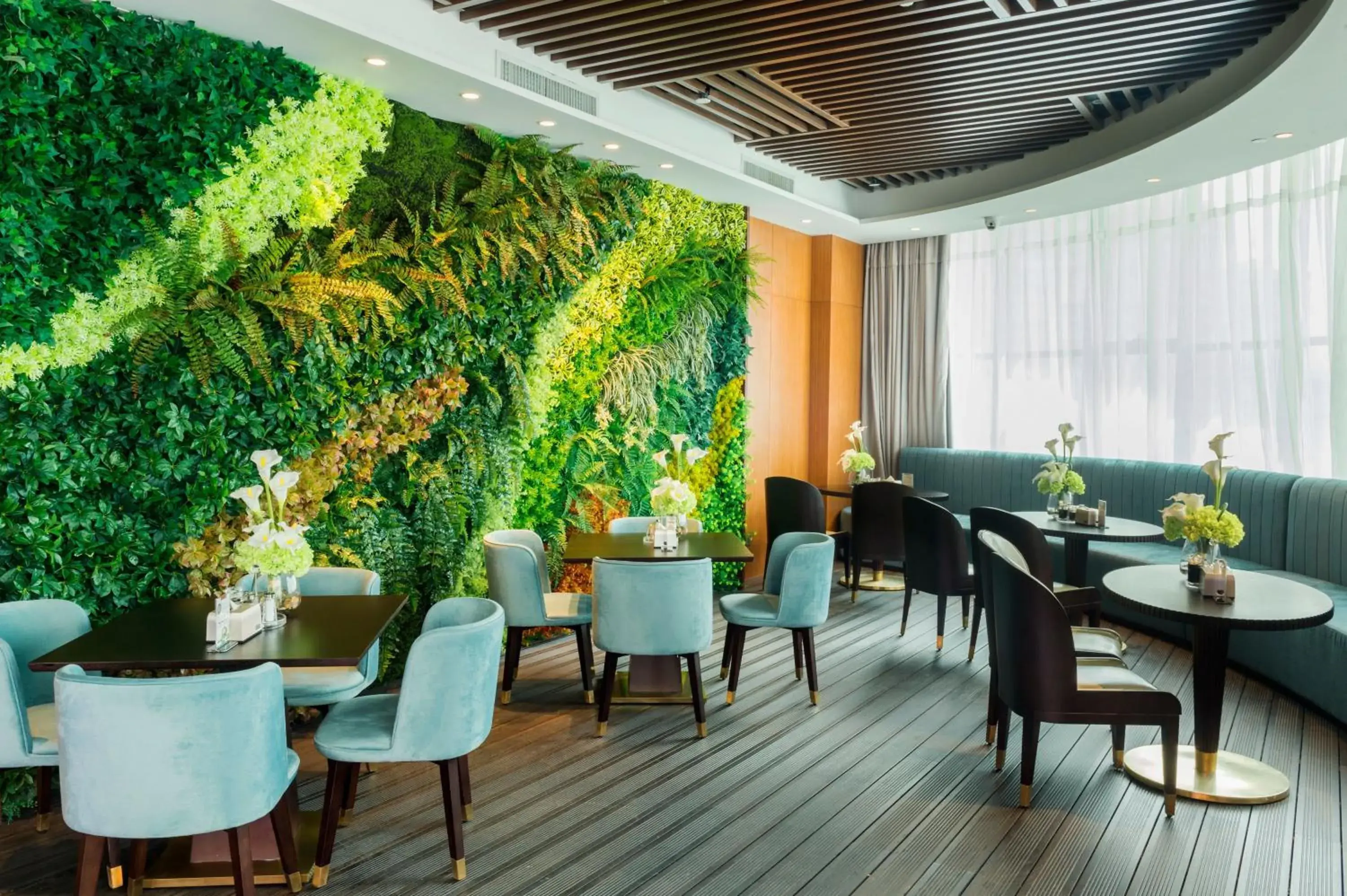 Restaurant/places to eat in Ramada Plaza Fuxian Lake Restaurant/places to eat in Ramada Plaza Fuxian Lake