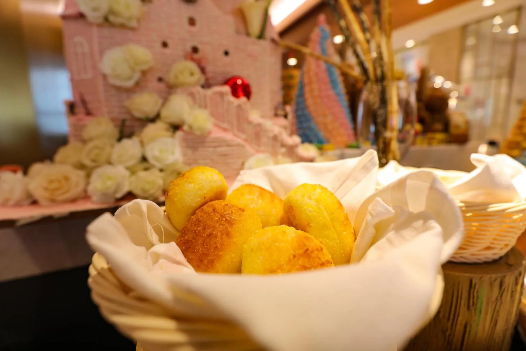 Ramada Plaza Fuxian Lake