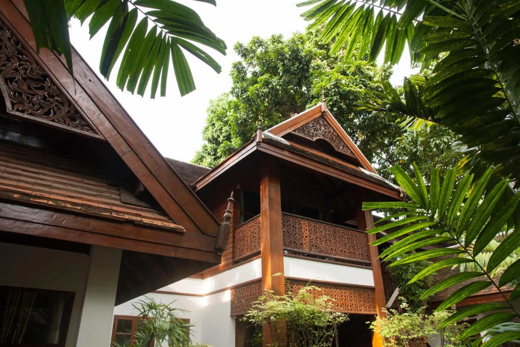 Property building in Baan Orapin
