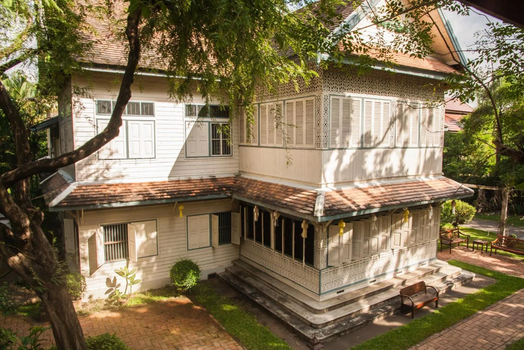 Property building in Baan Orapin