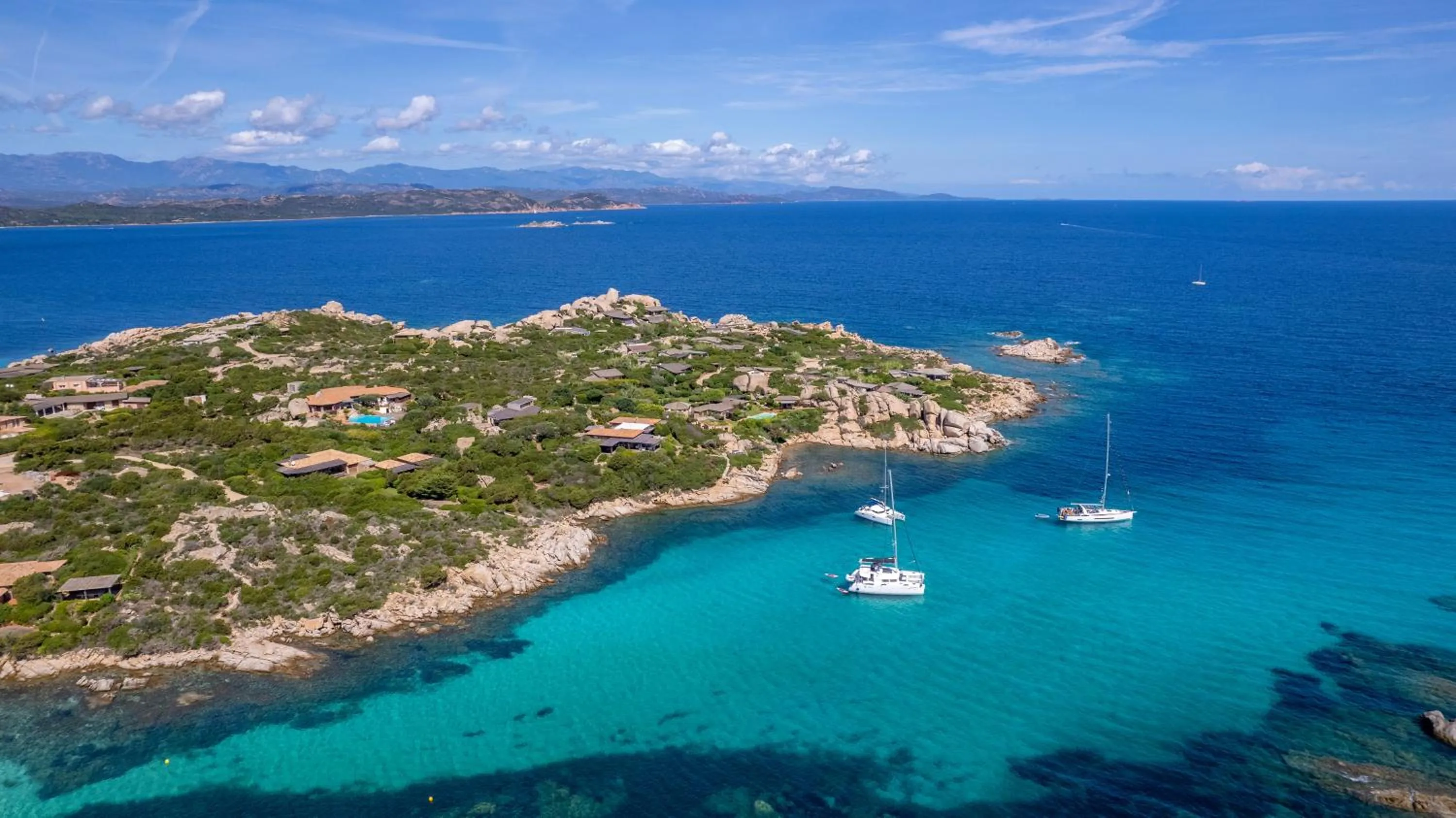 Beach in Hotel & SPA des Pecheurs