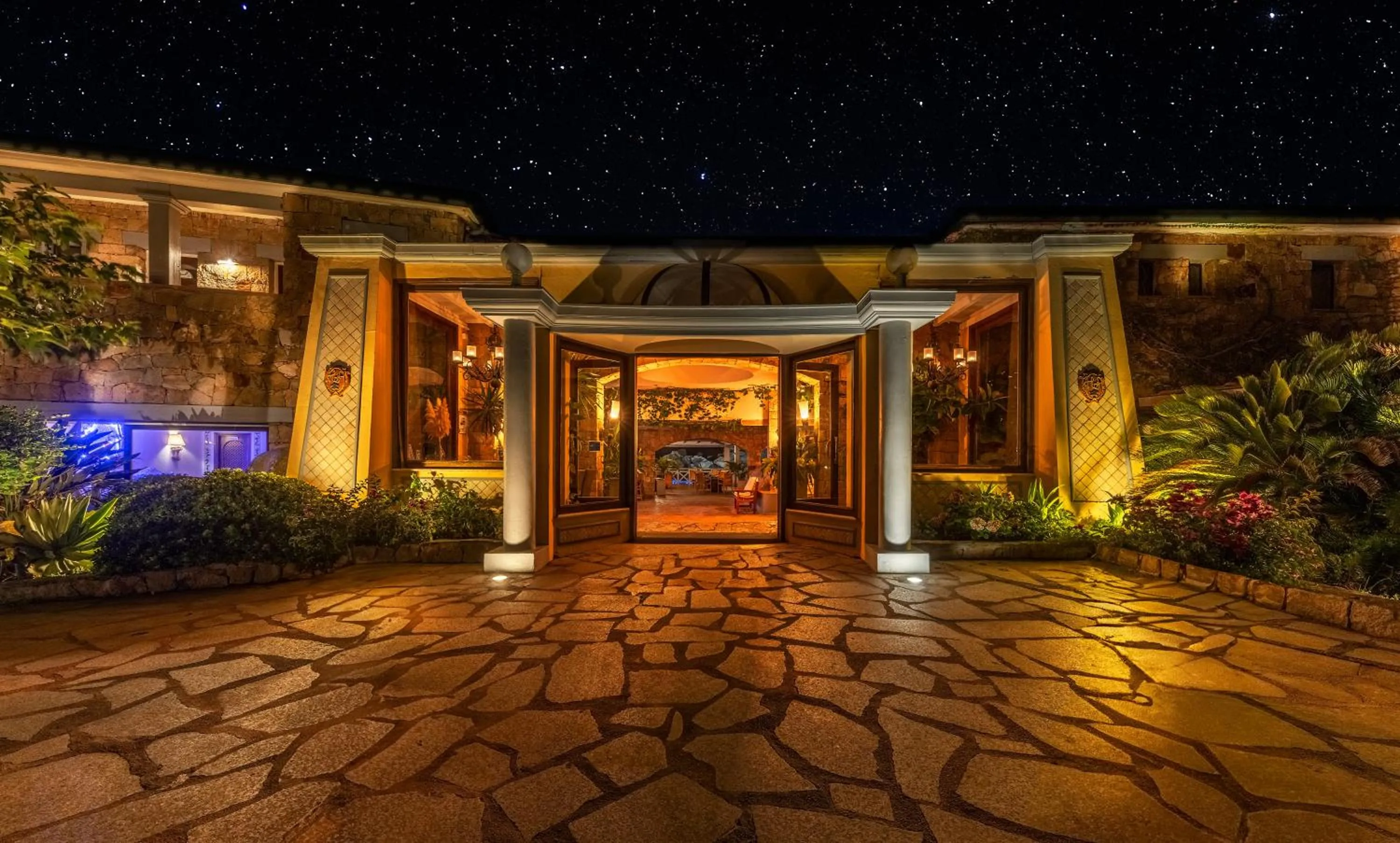 Lobby or reception in Hotel & SPA des Pecheurs