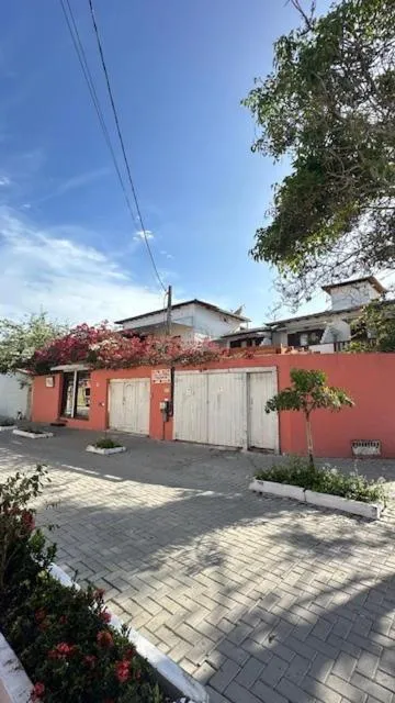 Property building in Pousada Casa das Rosas