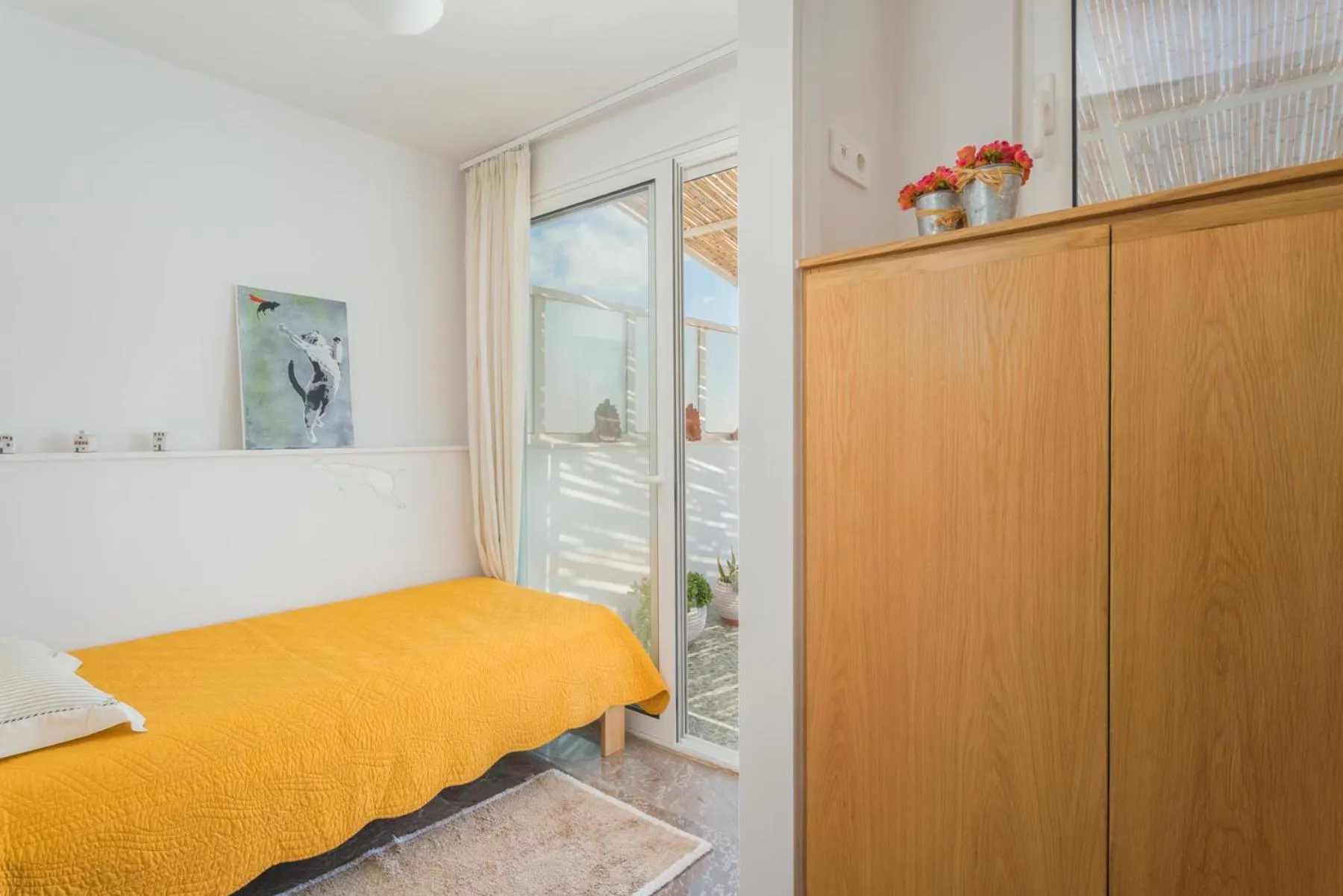 Bedroom, Bed in Seafront Penthouse LEO
