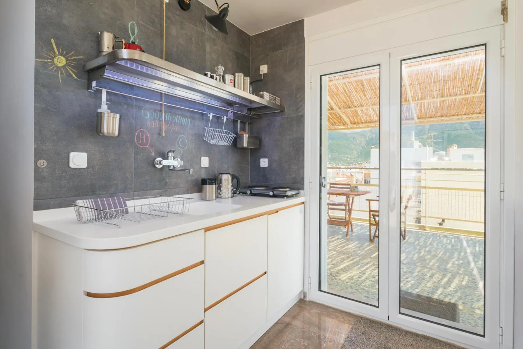 Coffee/tea facilities in Seafront Penthouse LEO