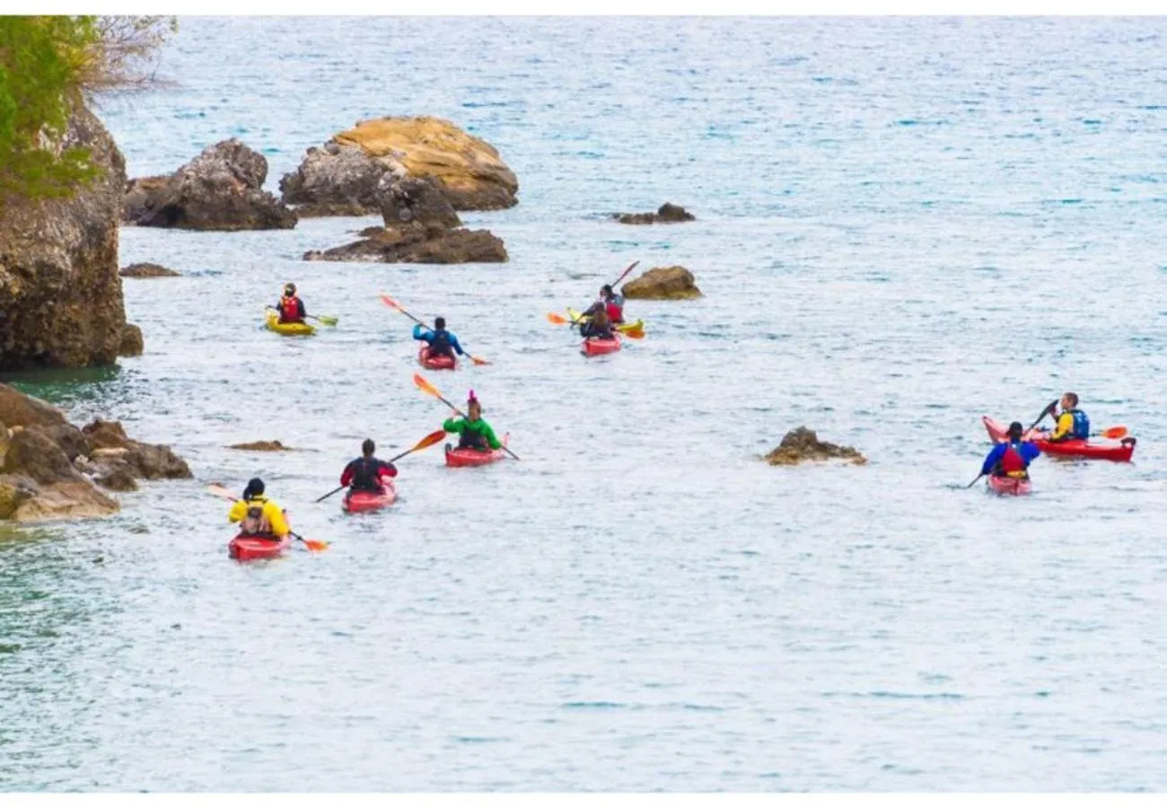 Canoeing in Seafront Penthouse LEO