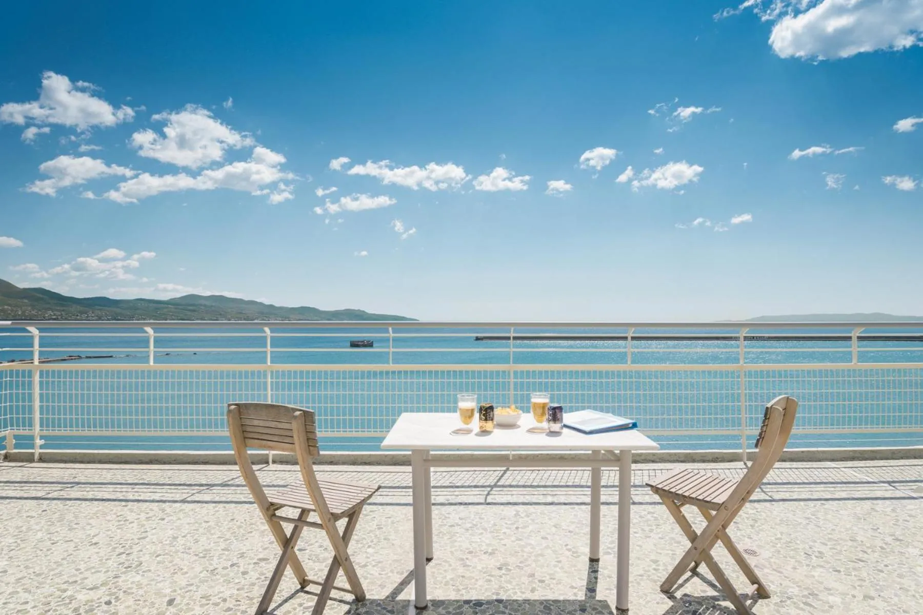 Balcony/Terrace in Seafront Penthouse LEO