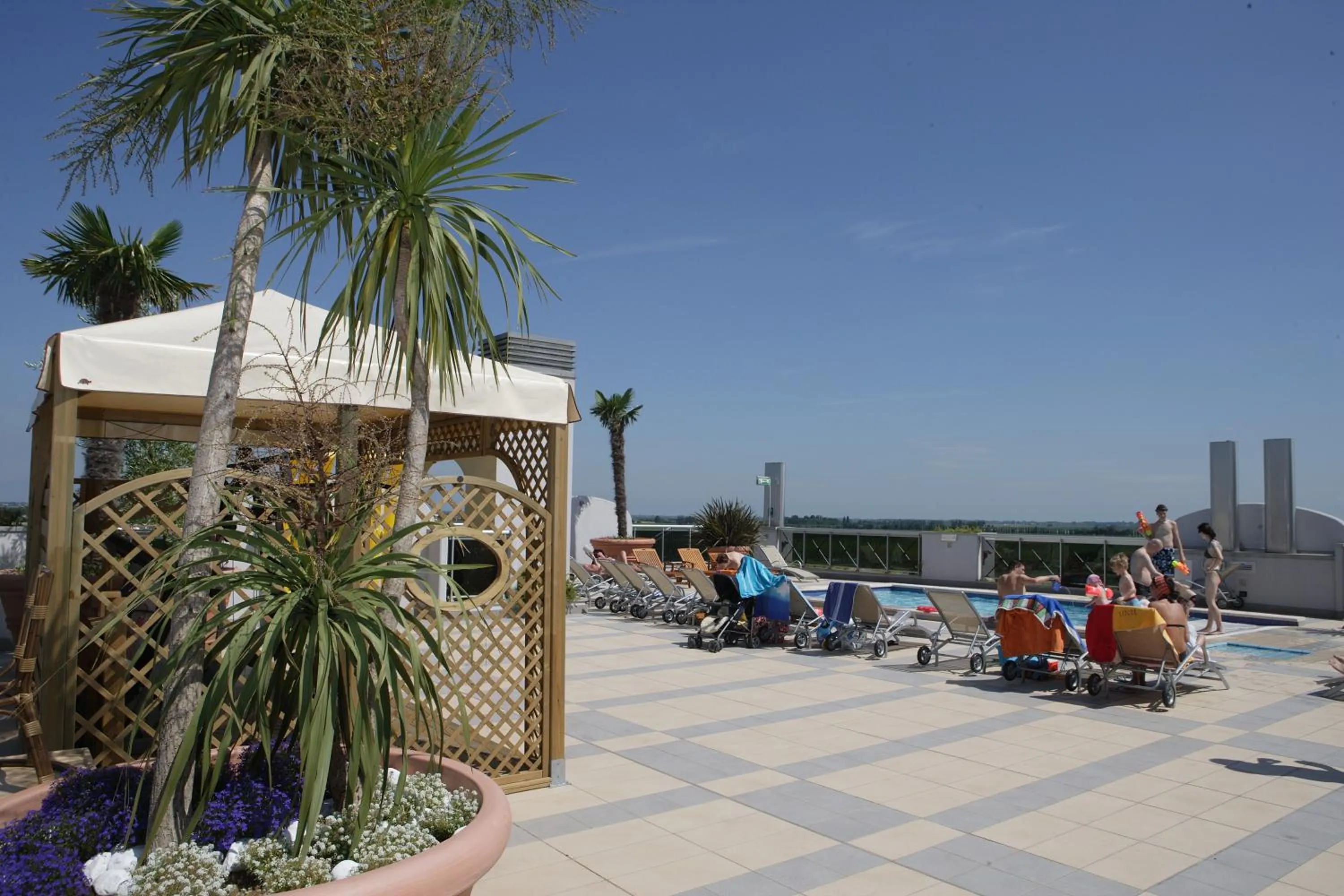 Pool view in Eraclea Palace Appartements