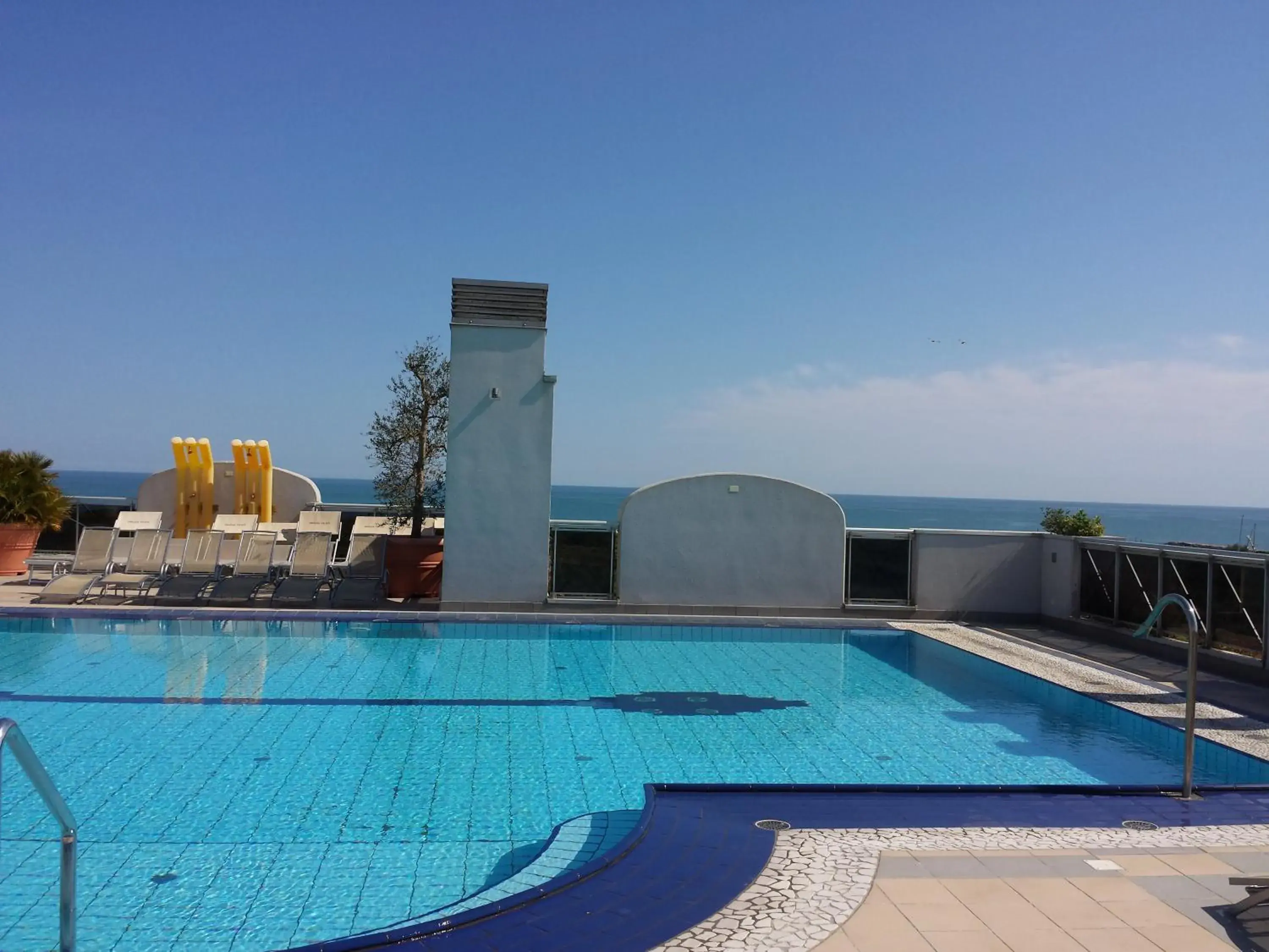 Swimming pool in Eraclea Palace Appartements Swimming pool in Eraclea Palace Appartements