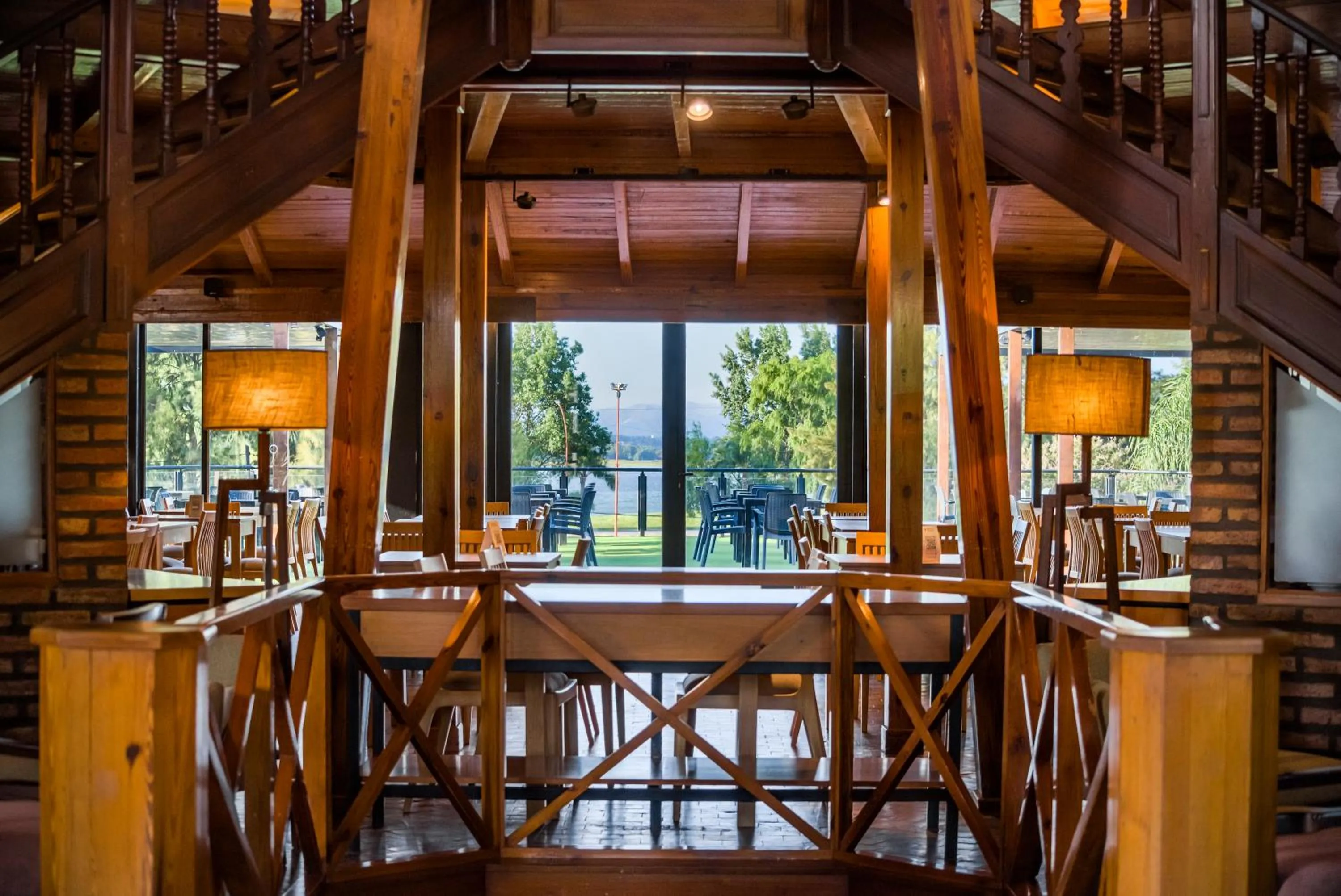 Portal del Lago Hotel