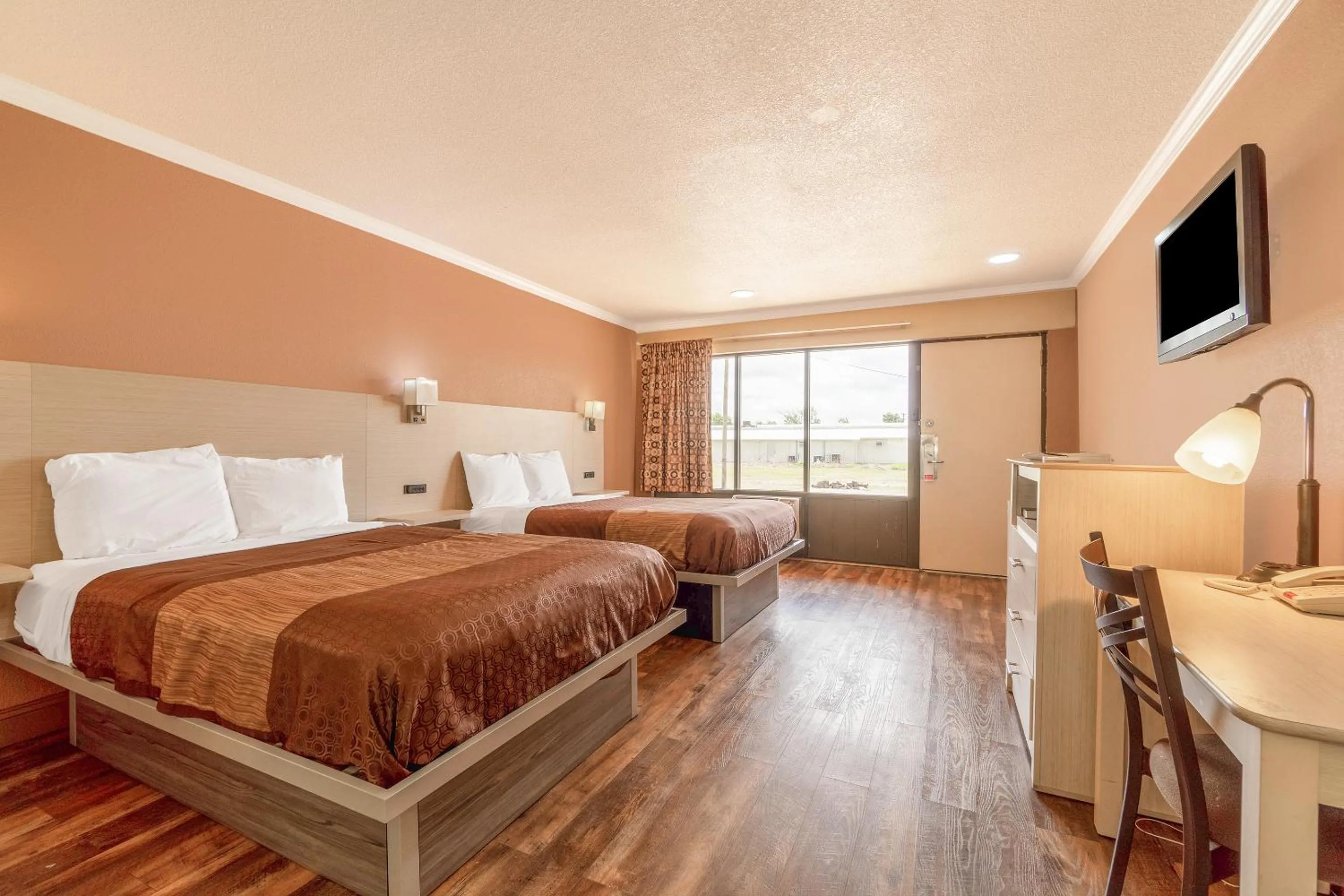 Bedroom in River Valley Motor Inn By OYO La Grange Texas