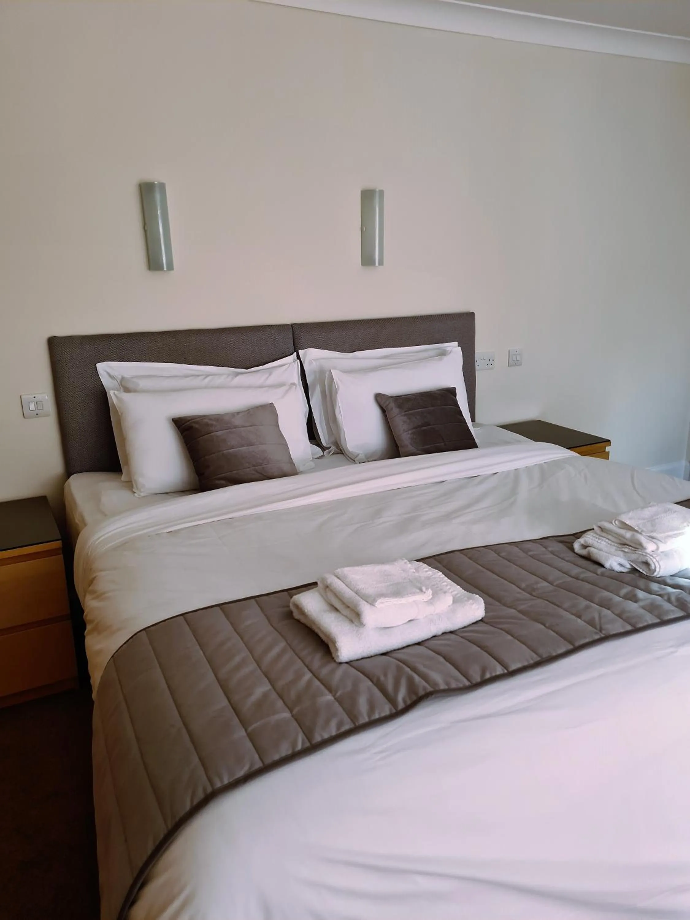 Bedroom, Bed in The Old Schoolhouse Hotel