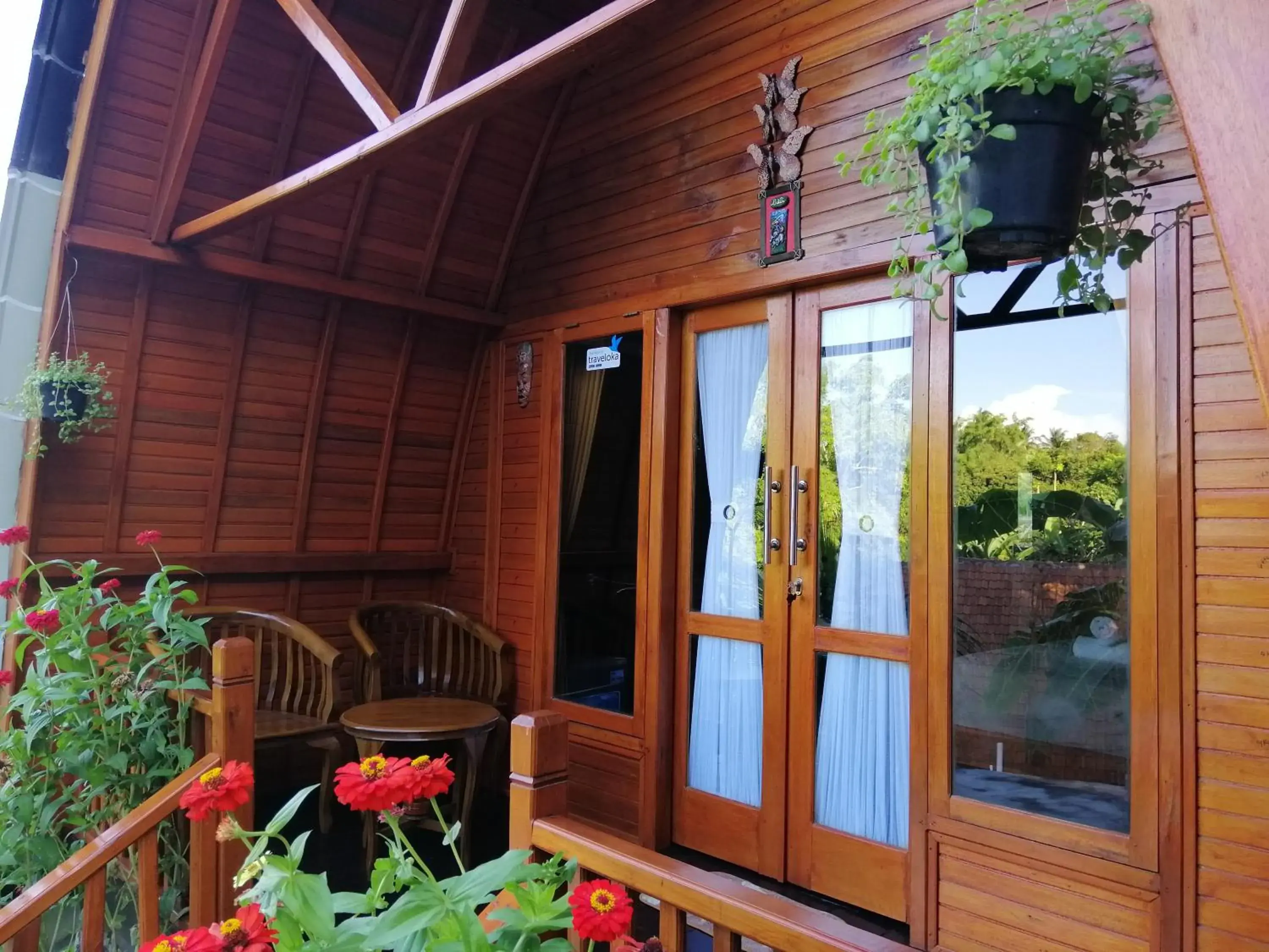 Facade/entrance in Ginanthi Cottage Facade/entrance in Ginanthi Cottage