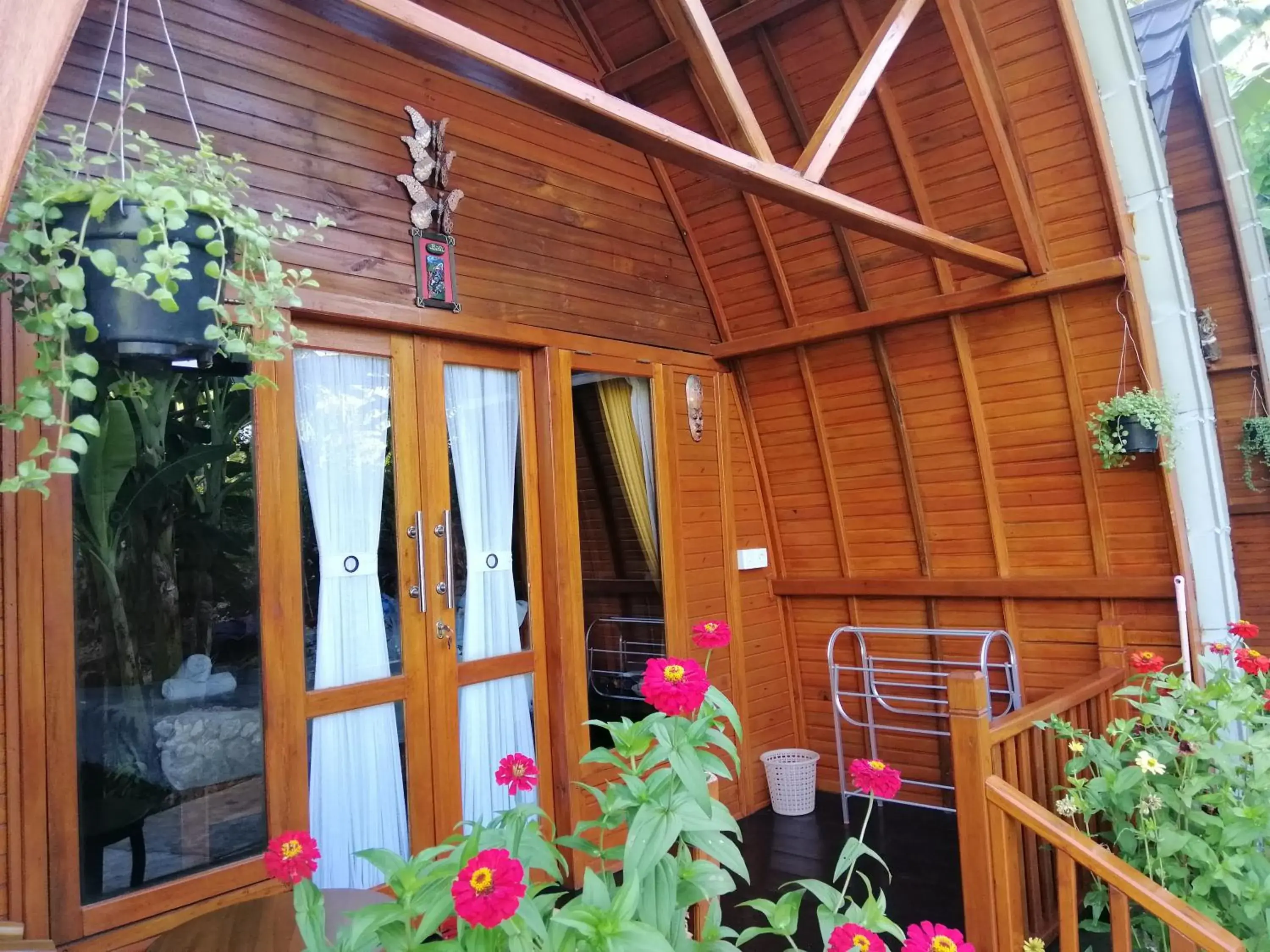 Facade/entrance in Ginanthi Cottage Facade/entrance in Ginanthi Cottage