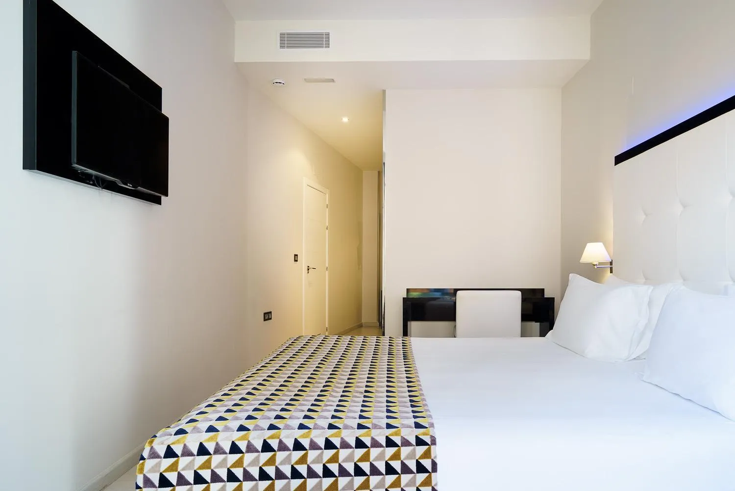 Bedroom, Bed in Exe Málaga Museos