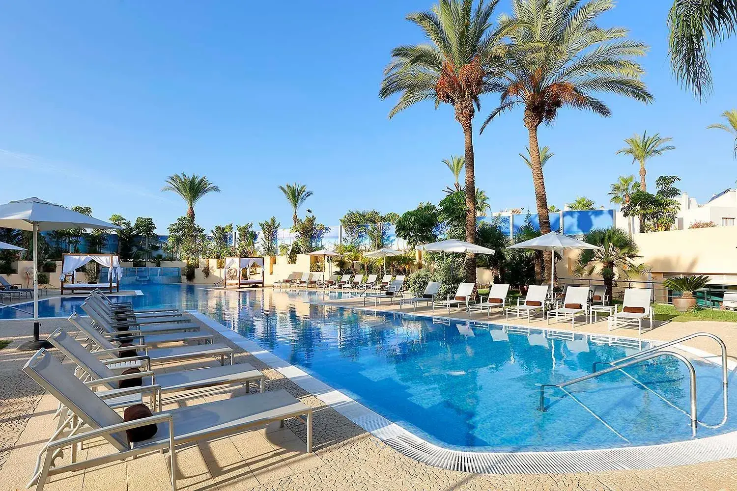 Swimming pool in Exe Estepona Thalasso & Spa- Adults Only Swimming pool in Exe Estepona Thalasso & Spa- Adults Only