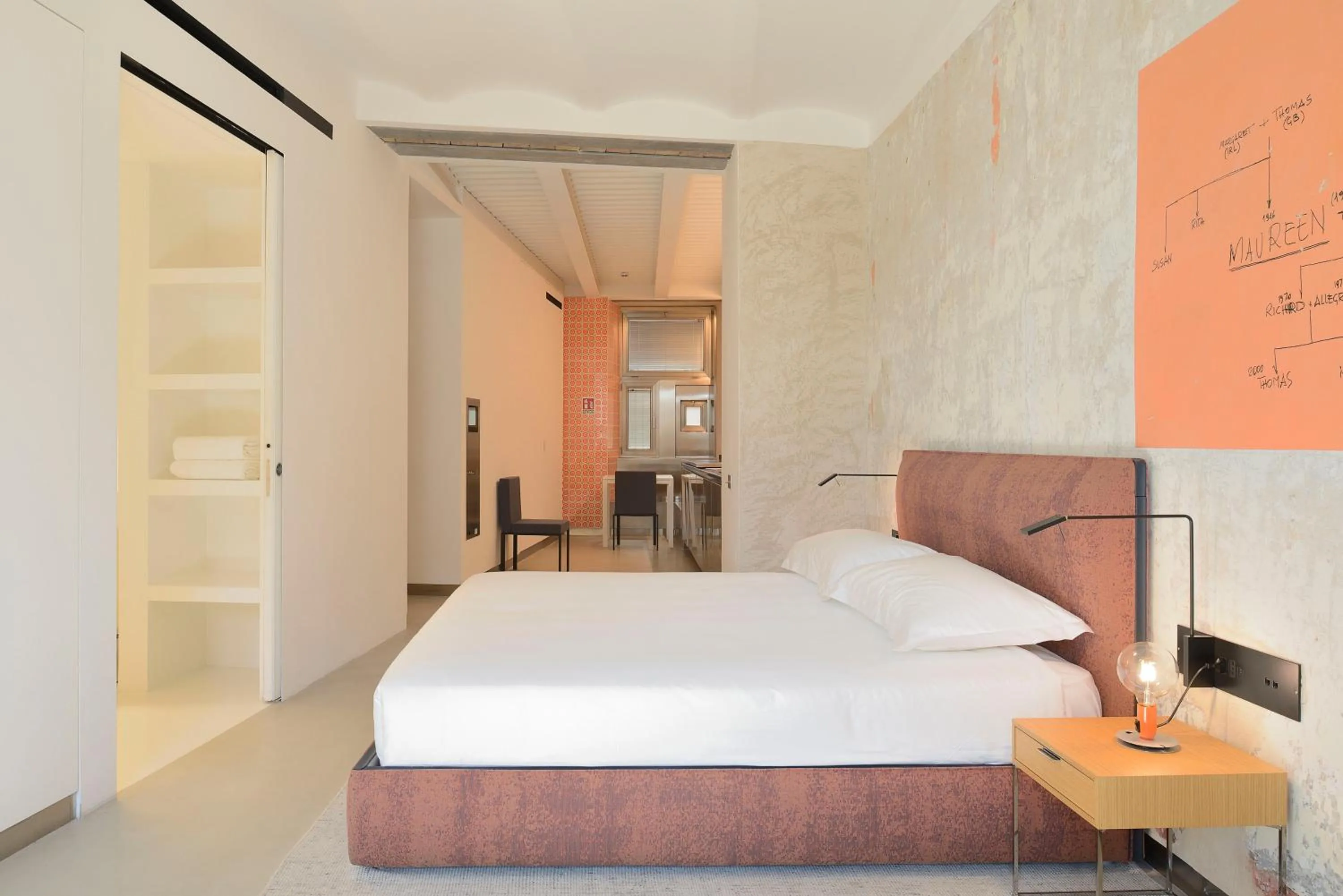 Bedroom, Bed in Rhinoceros