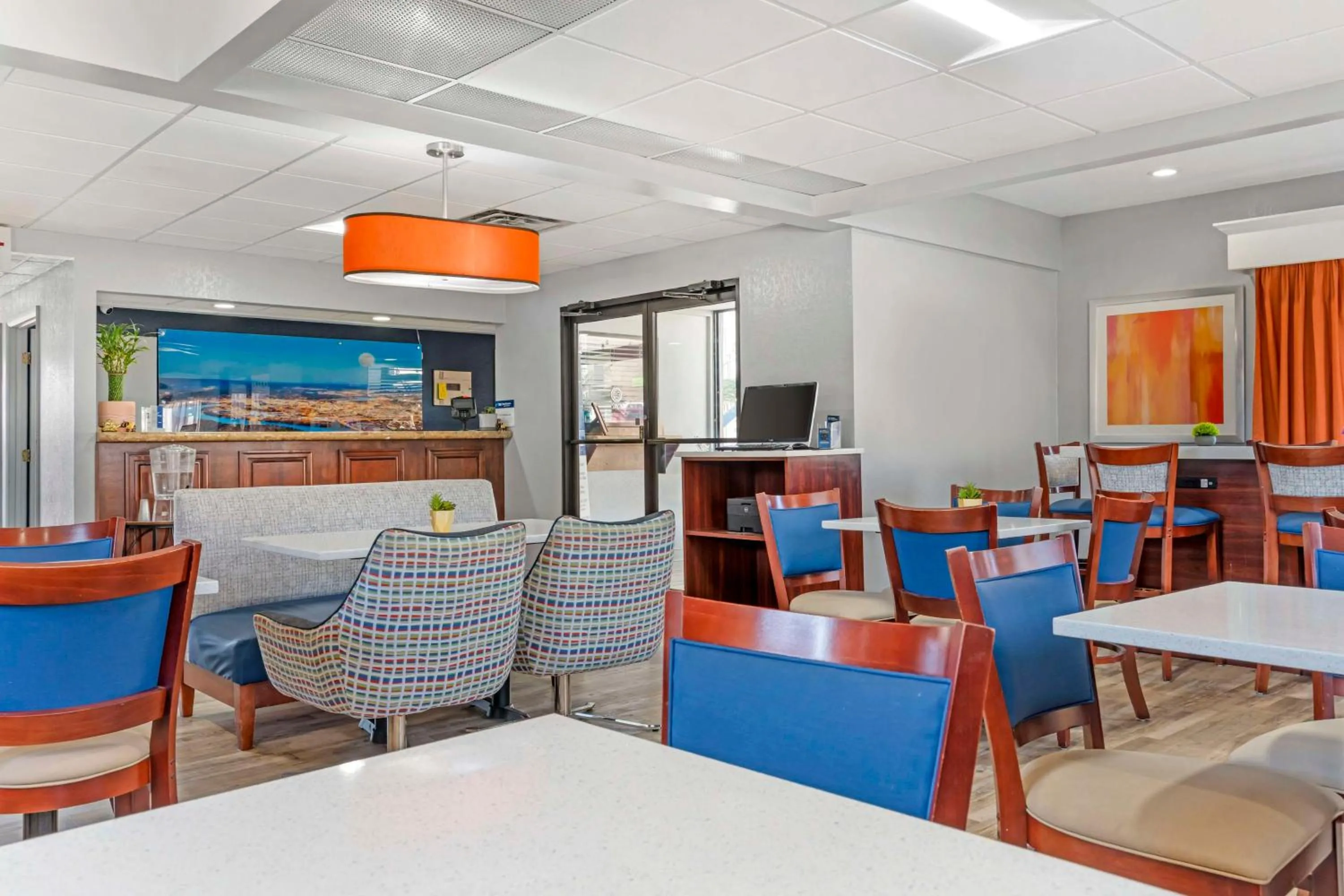 Breakfast in Best Western Royal Inn