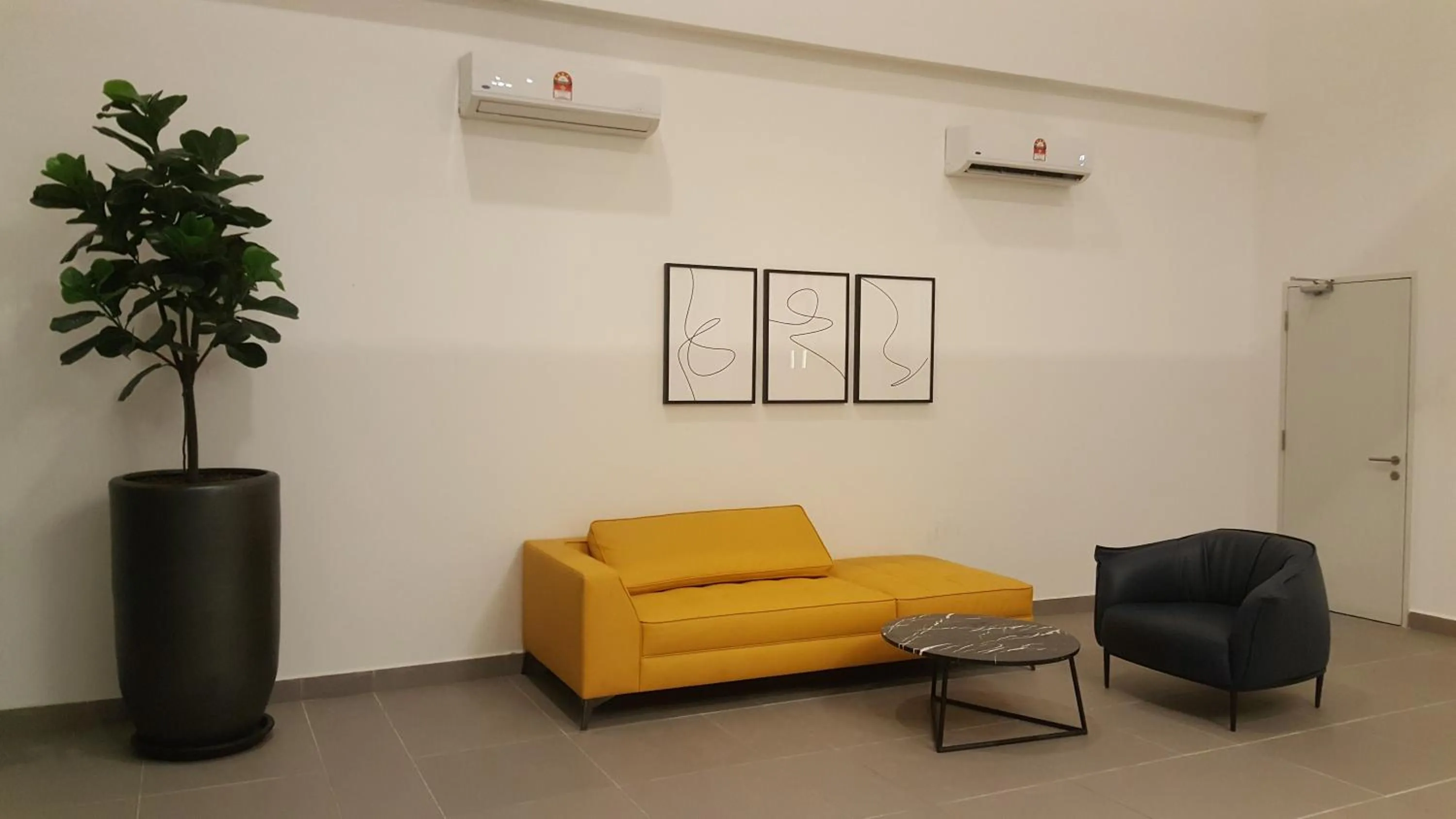 Lobby or reception in Southville Stay @ Savanna Executive Suite