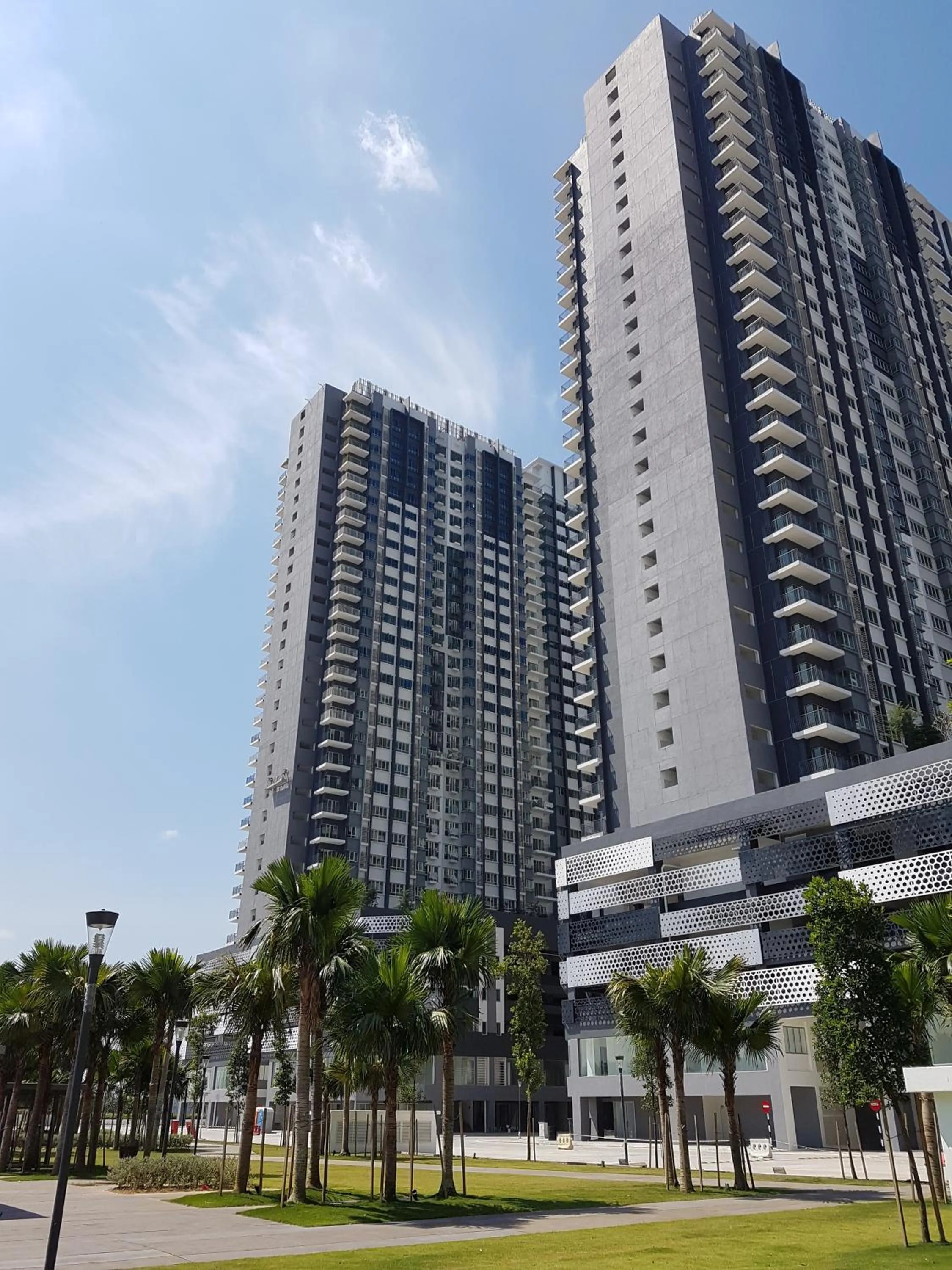 Property building in Southville Stay @ Savanna Executive Suite