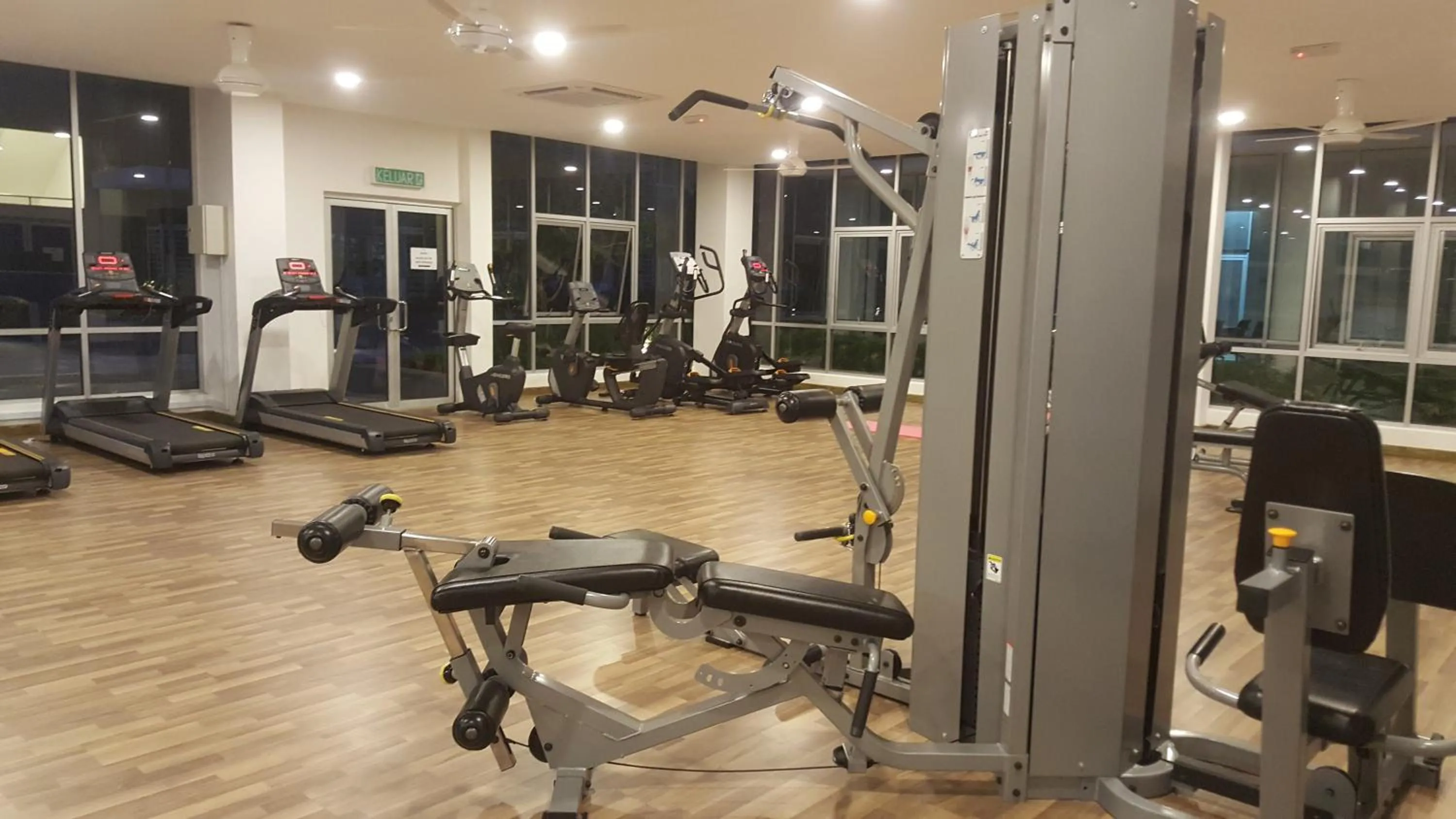 Fitness centre/facilities in Southville Stay @ Savanna Executive Suite