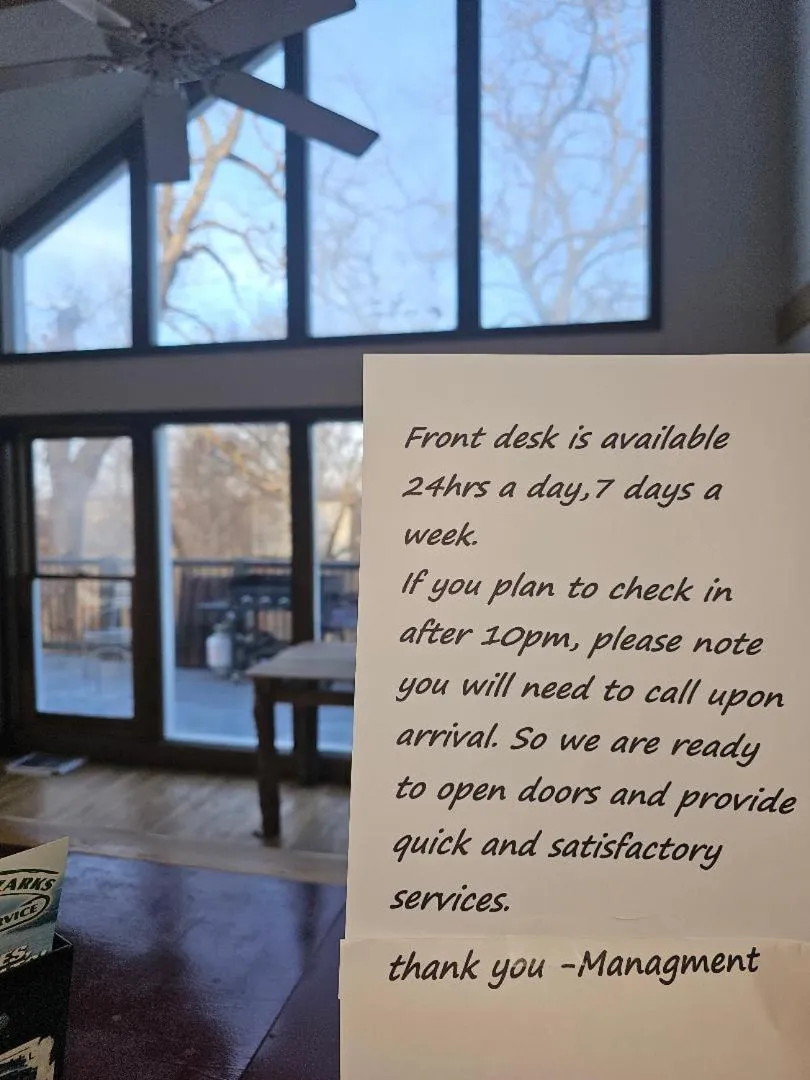 Lobby or reception in Hawk's Nest Lodge