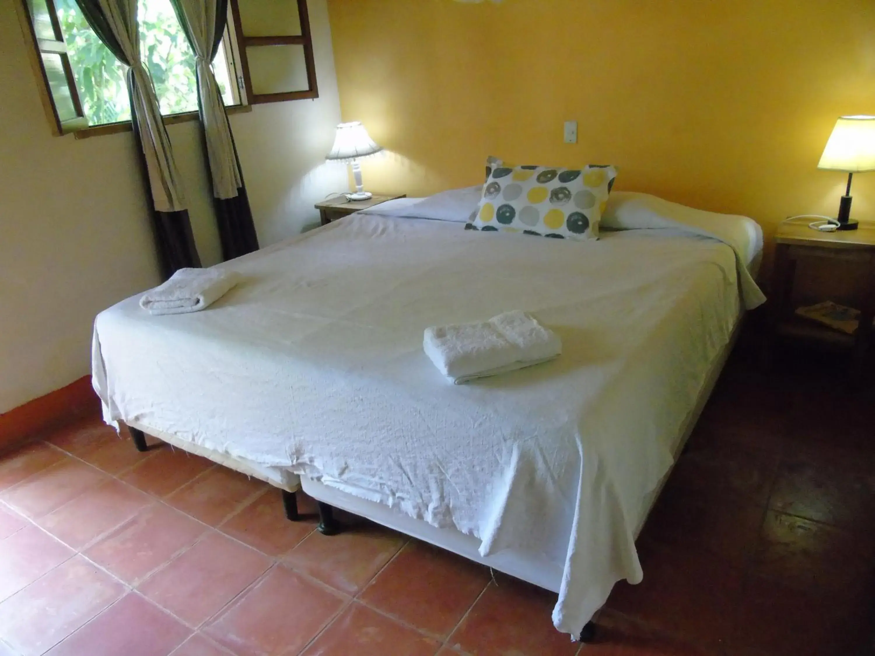 Bed in Hotel Casa Barcelona Bed in Hotel Casa Barcelona