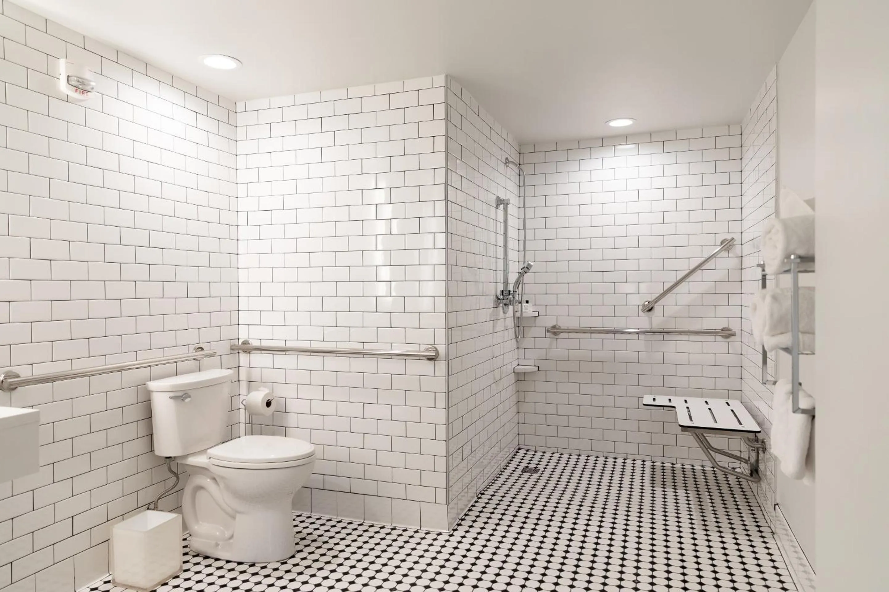 Bathroom in The Read House Hotel