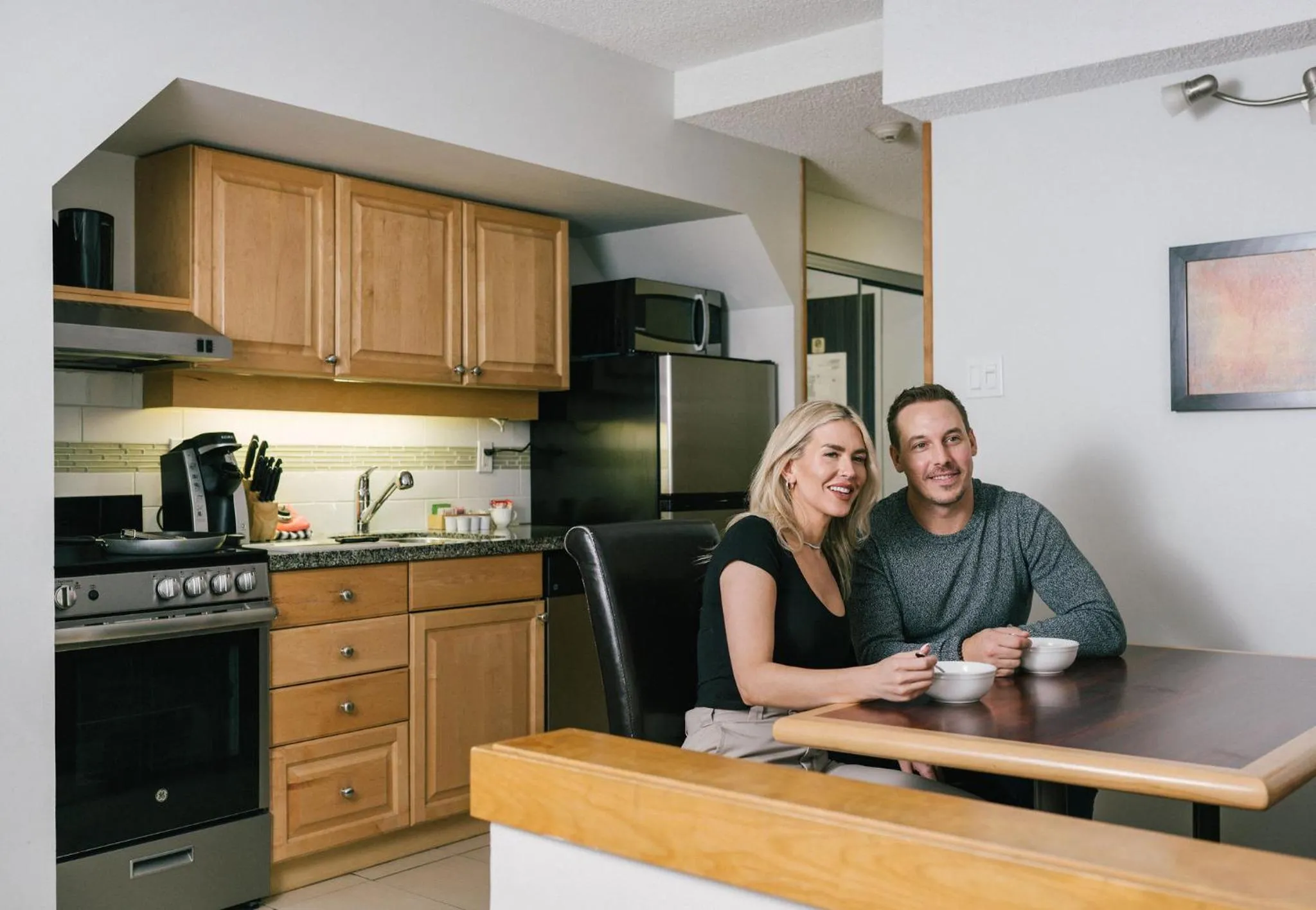 Living room in Mountain Side Hotel Whistler by Executive