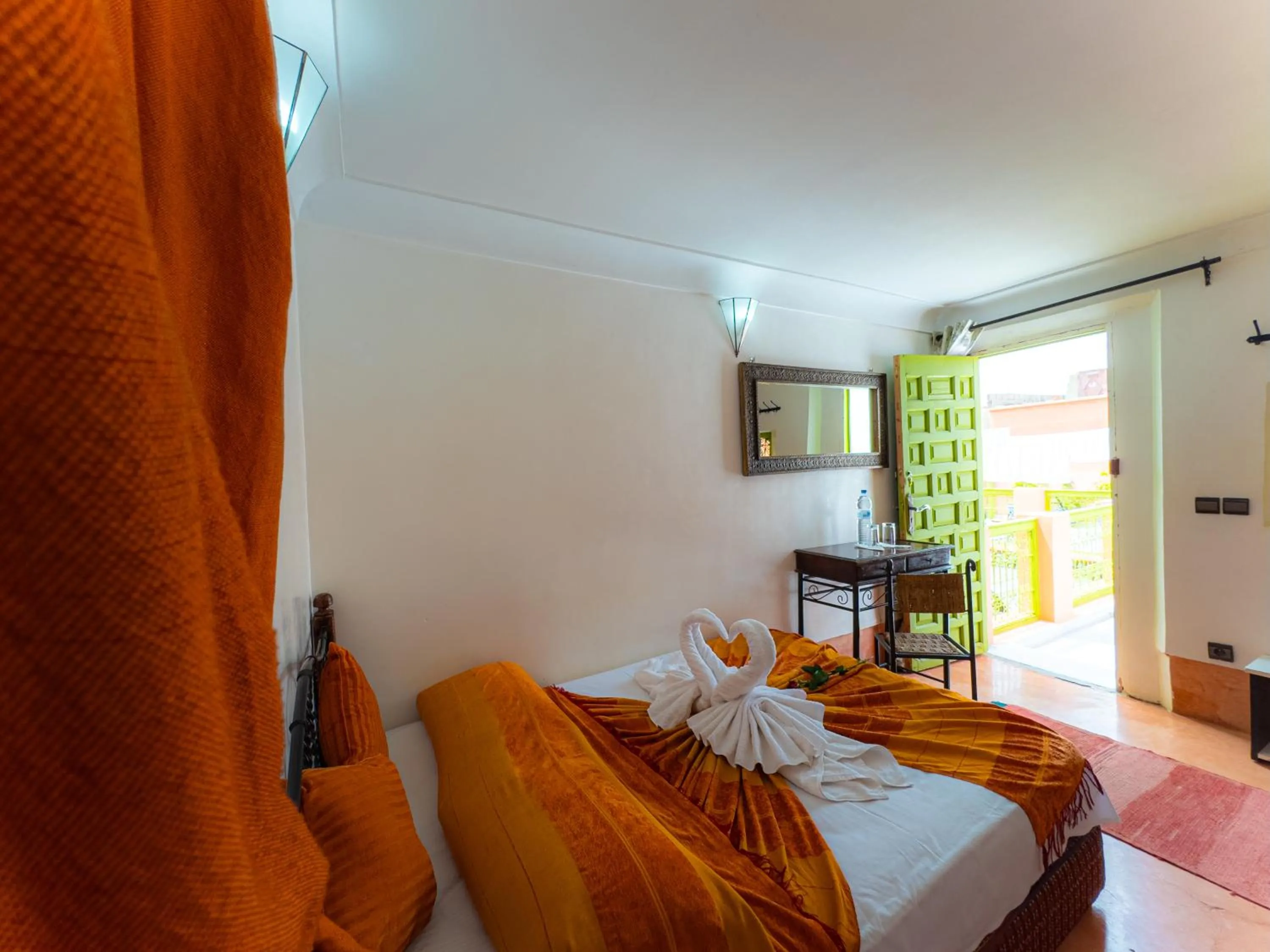 Bed in Riad Minorisa