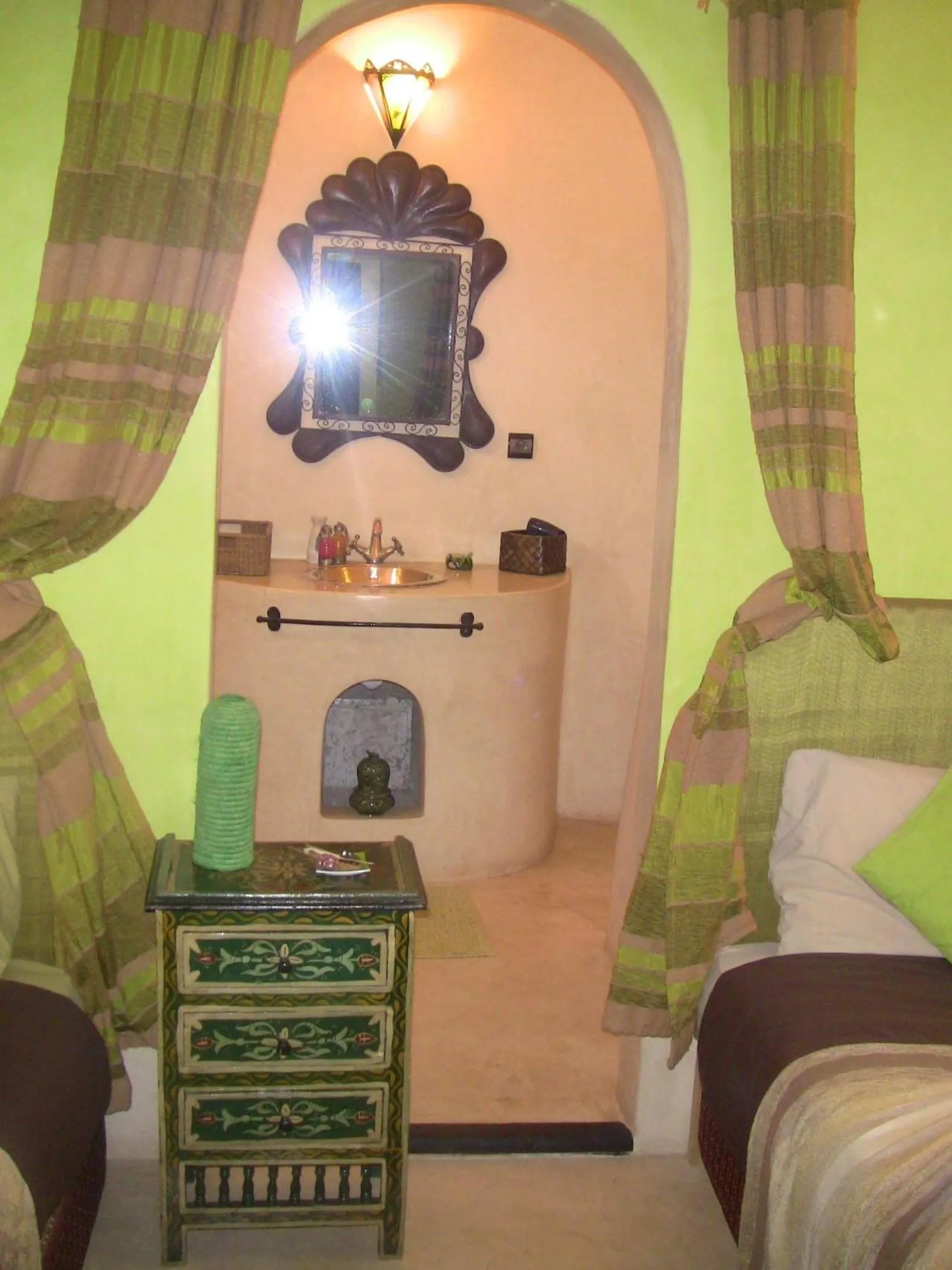 Toilet, Bed in Riad Minorisa