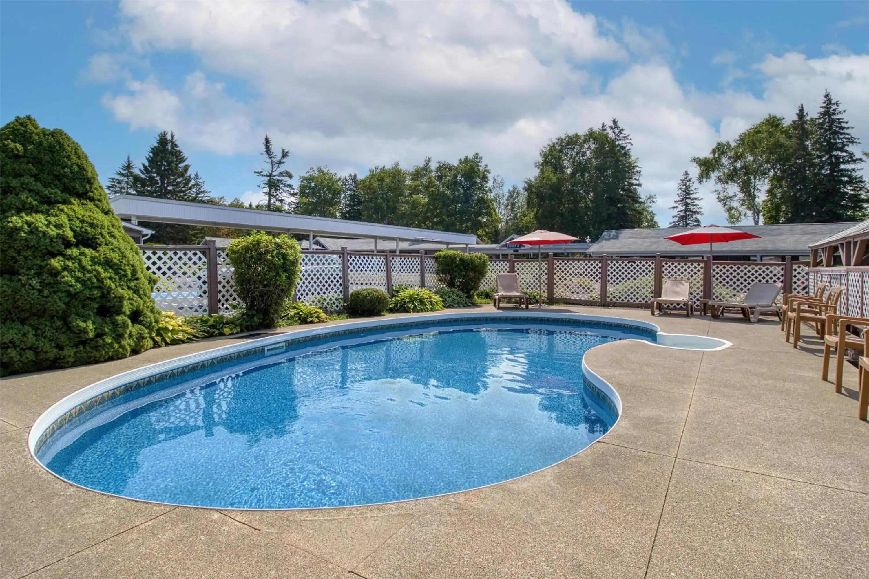 Pool view in Dannys Suites, SureStay Collection by Best Western Pool view in Dannys Suites, SureStay Collection by Best Western