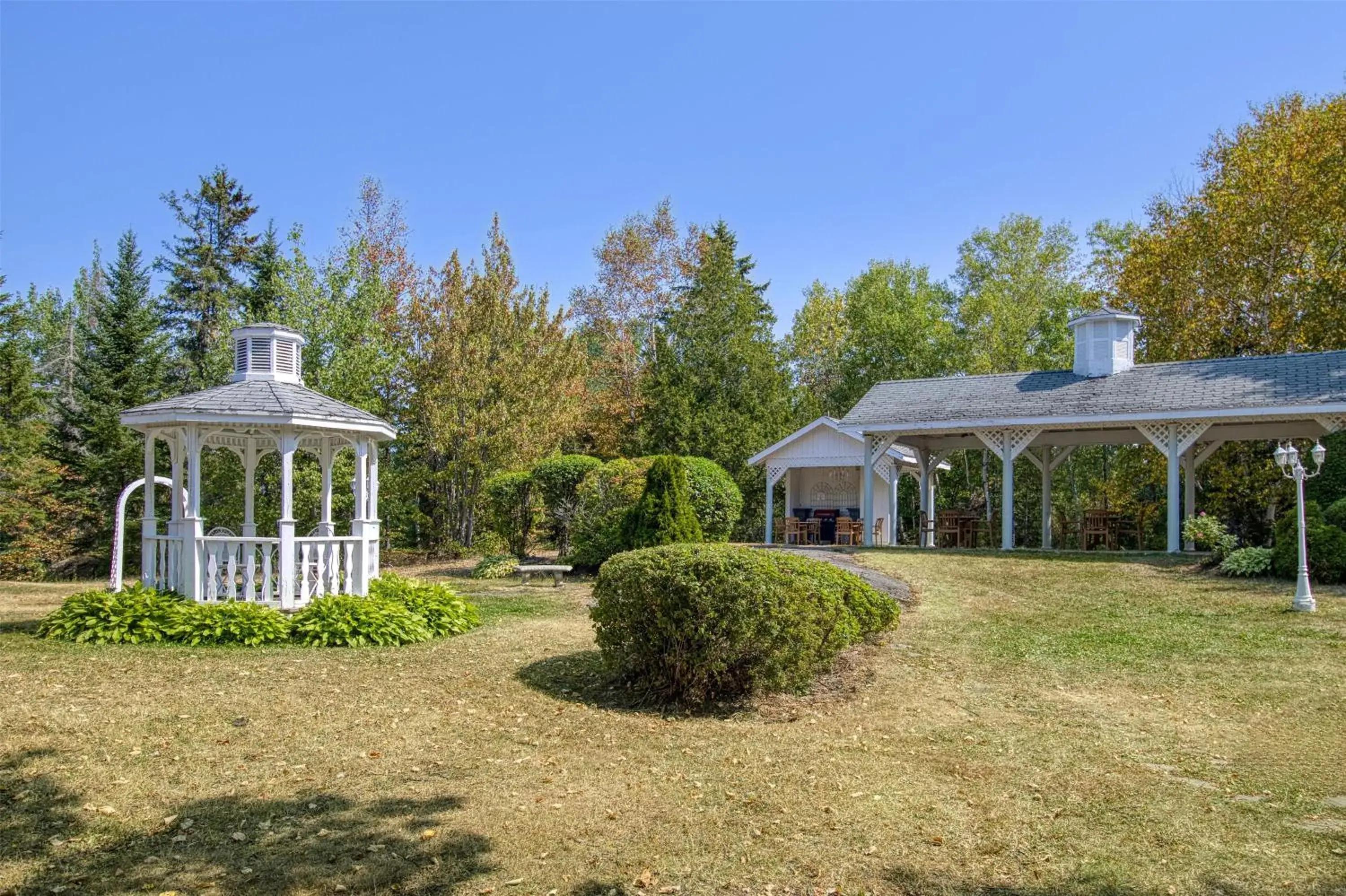 Property building in Dannys Suites, SureStay Collection by Best Western Property building in Dannys Suites, SureStay Collection by Best Western