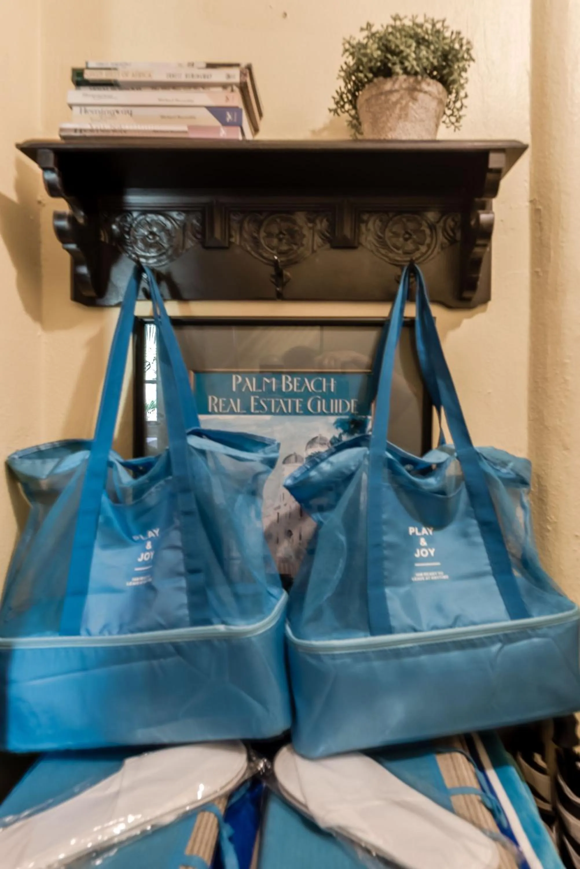 Hemingway Suites at Palm Beach Hotel Island