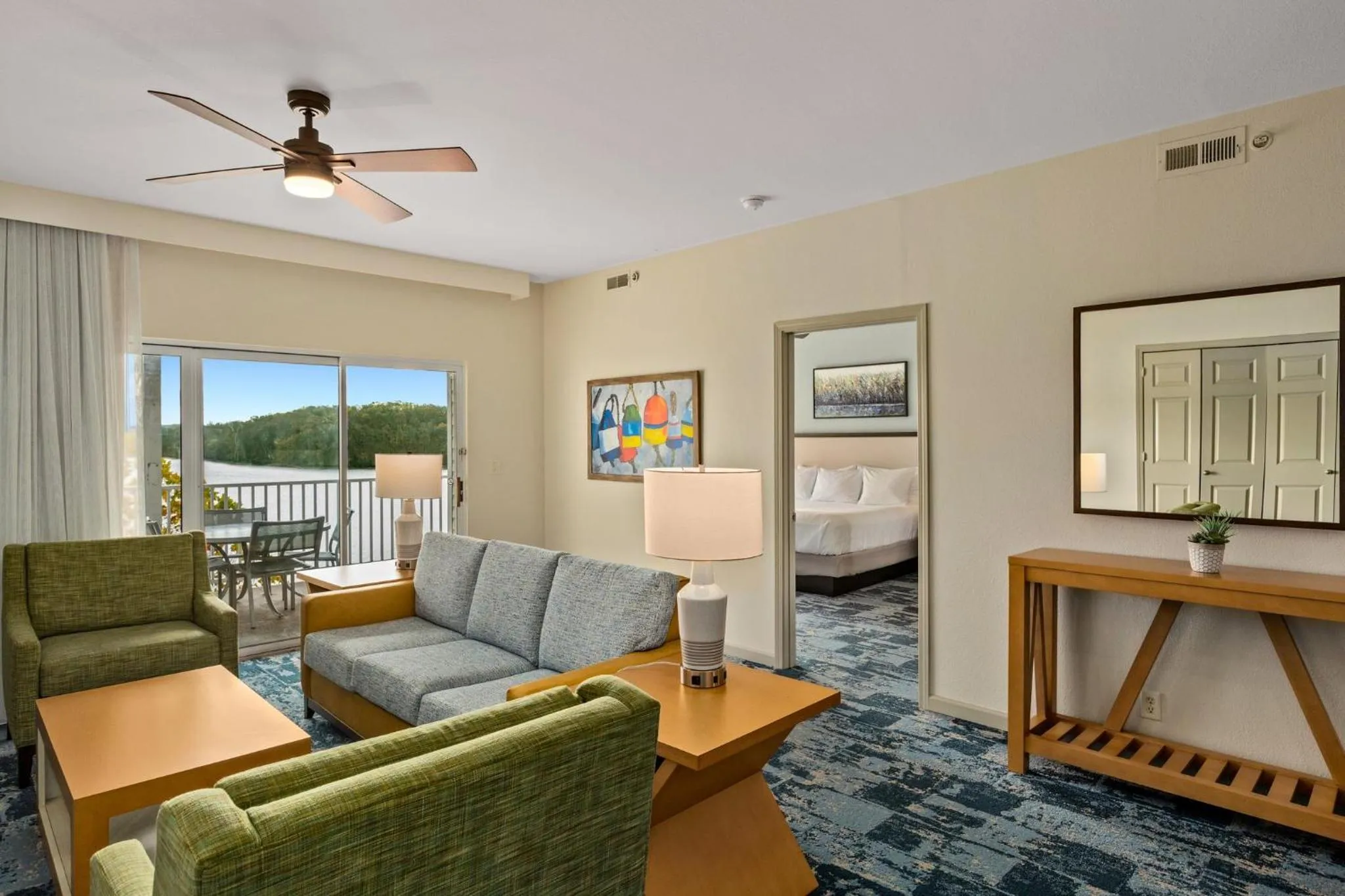Living room in WorldMark Lake of the Ozarks