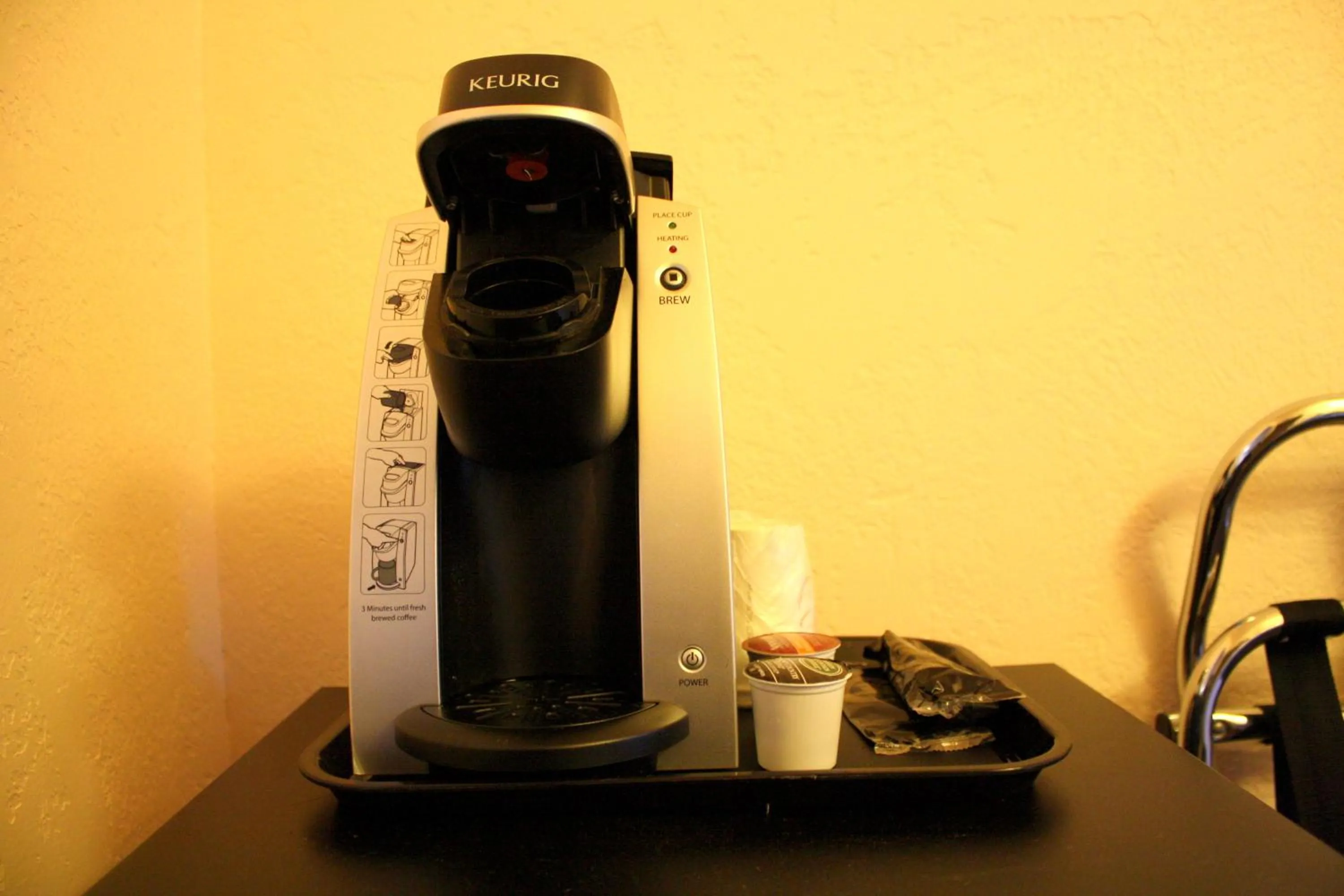 Coffee/tea facilities in Retro Inn at Mesa Verde