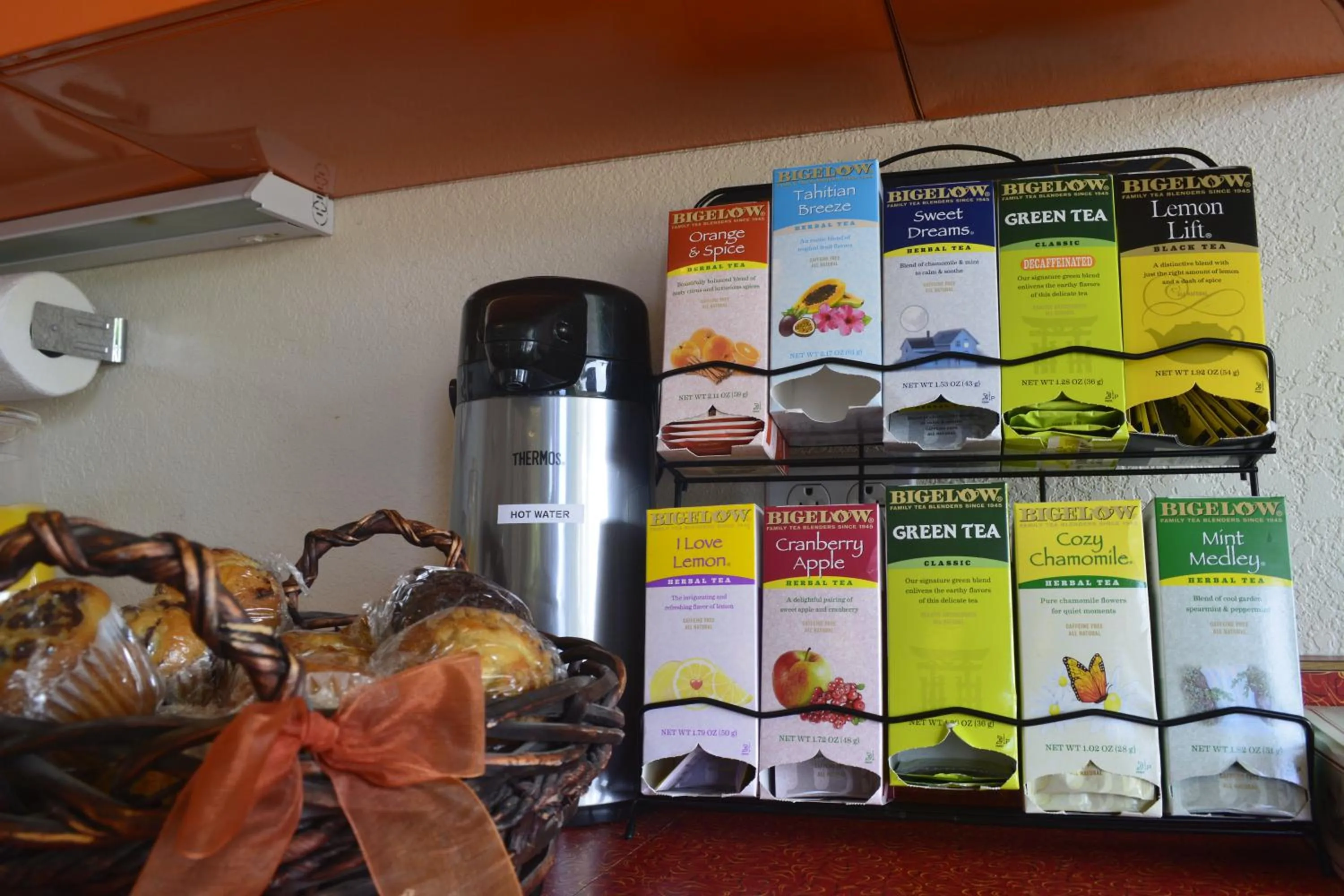 Breakfast in Retro Inn at Mesa Verde