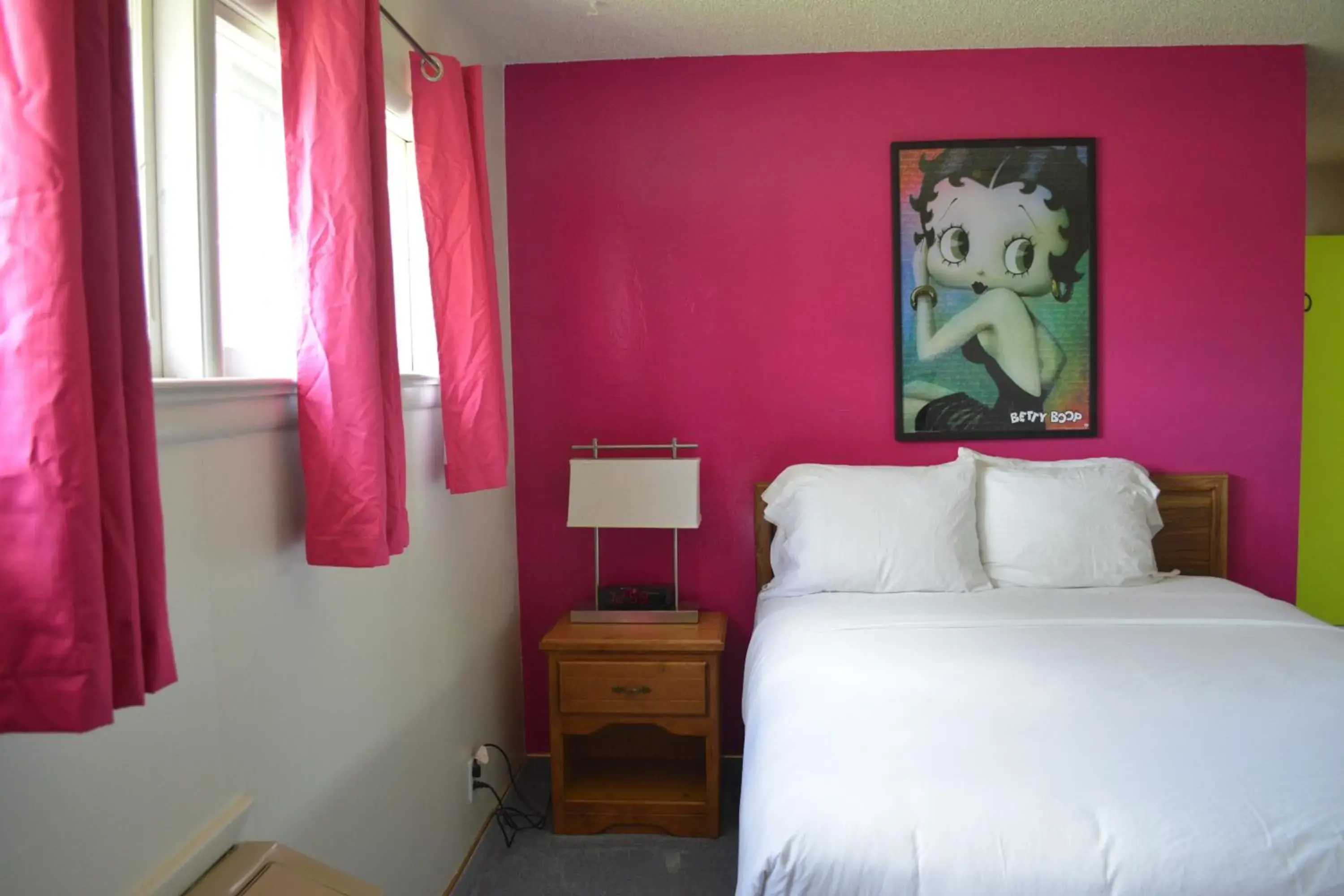 Bedroom, Bed in Retro Inn at Mesa Verde Bedroom, Bed in Retro Inn at Mesa Verde