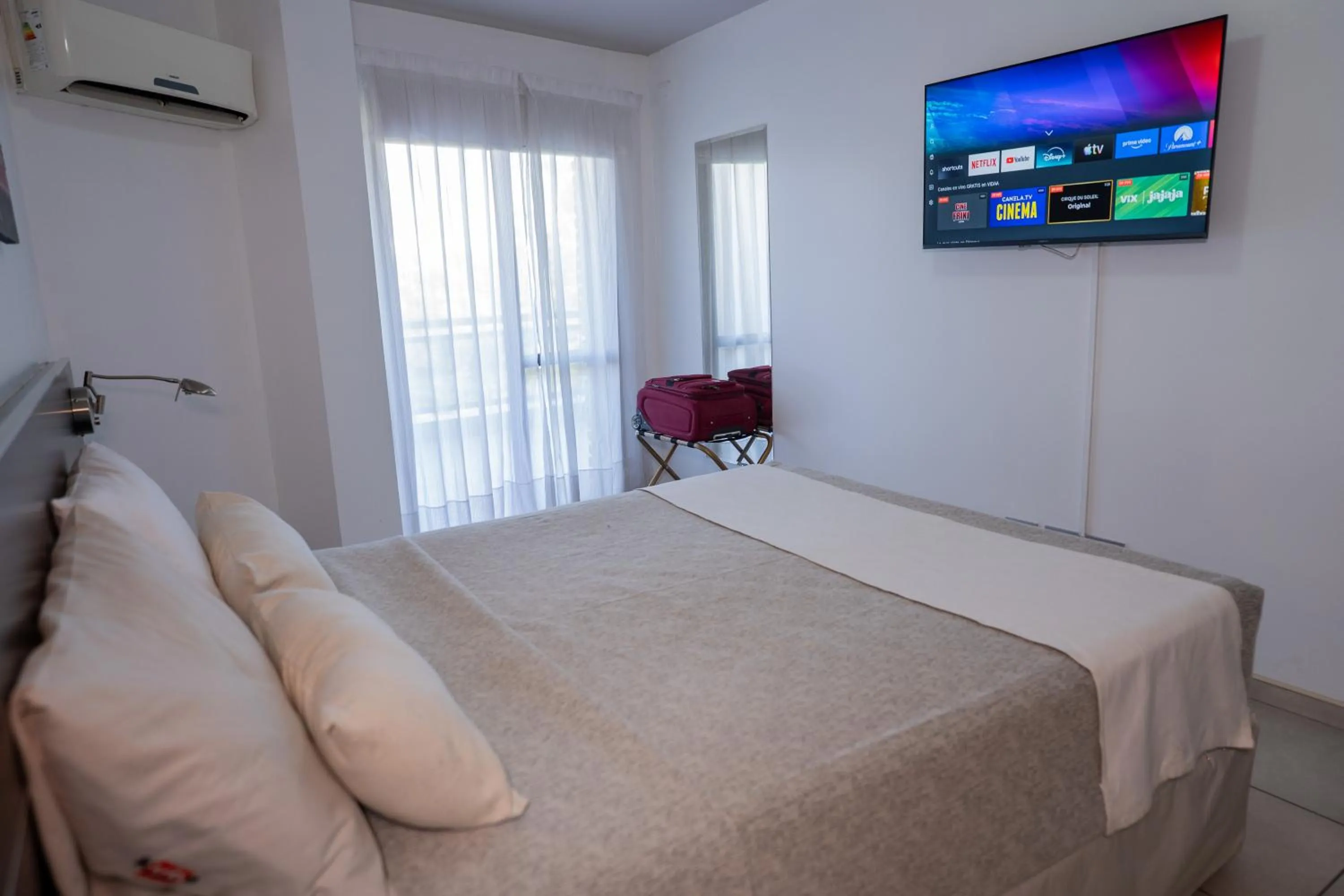 Bed in Kube Apartments Express