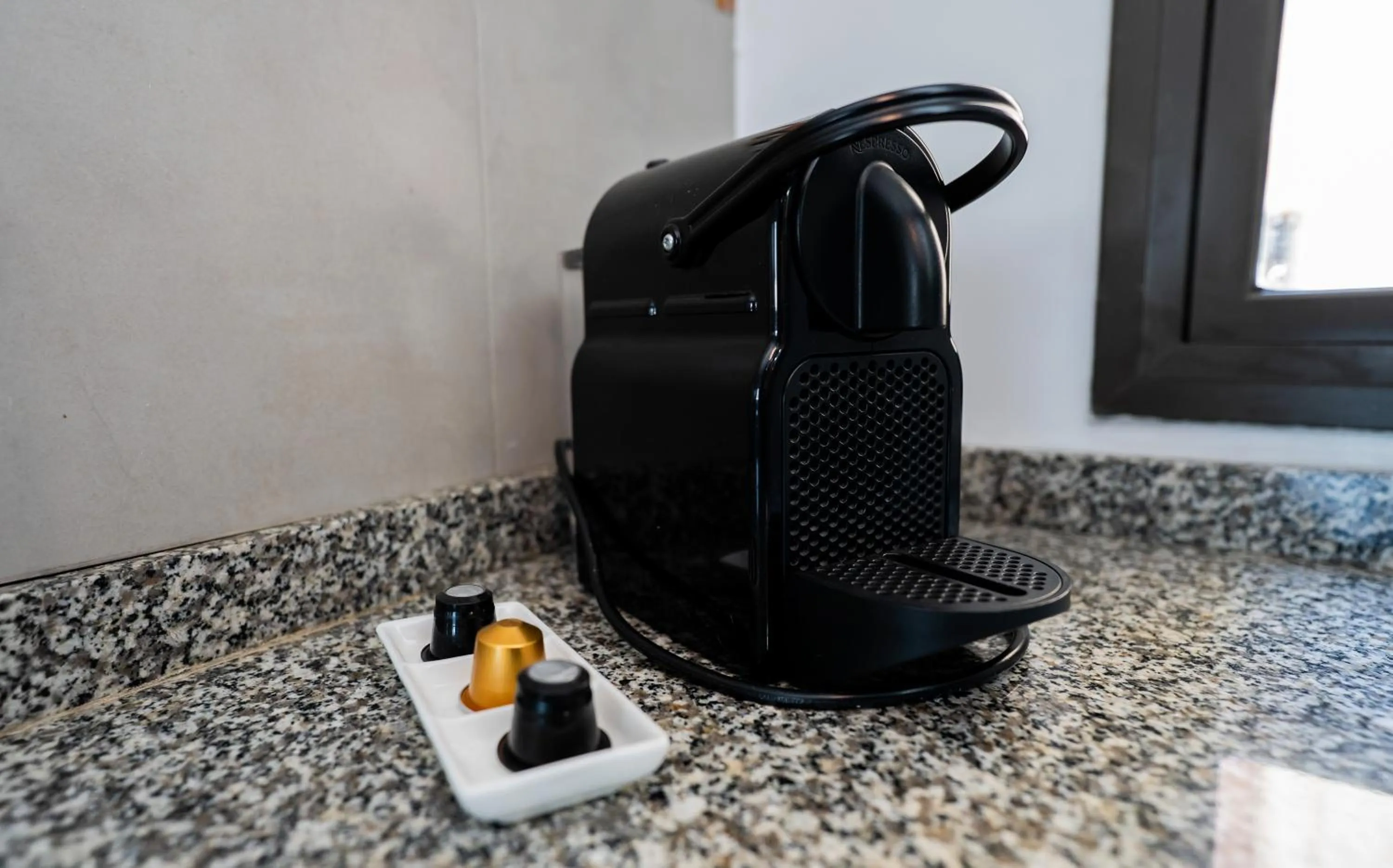 Kitchen or kitchenette in Kube Apartments Express