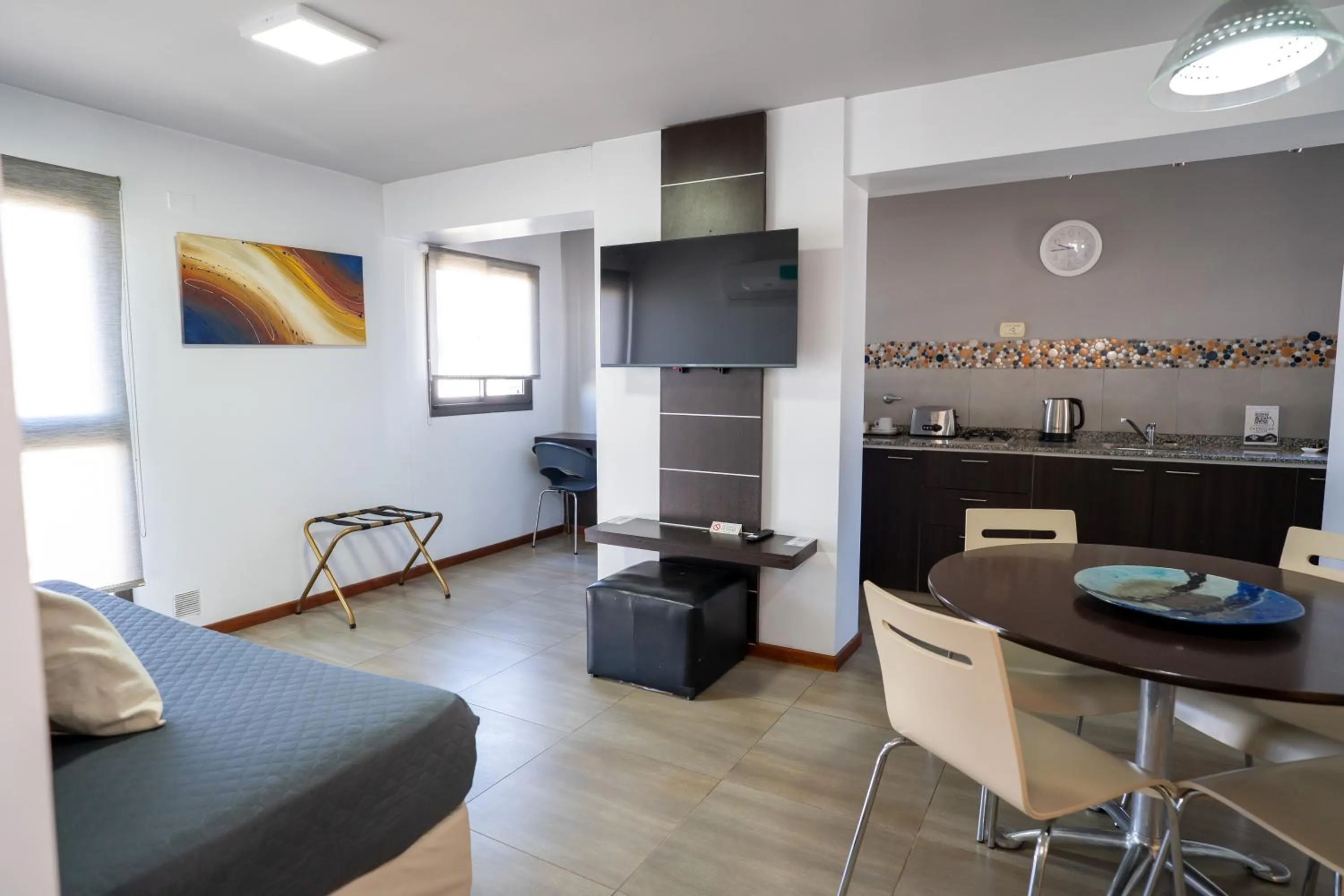 Kitchen or kitchenette in Kube Apartments Express