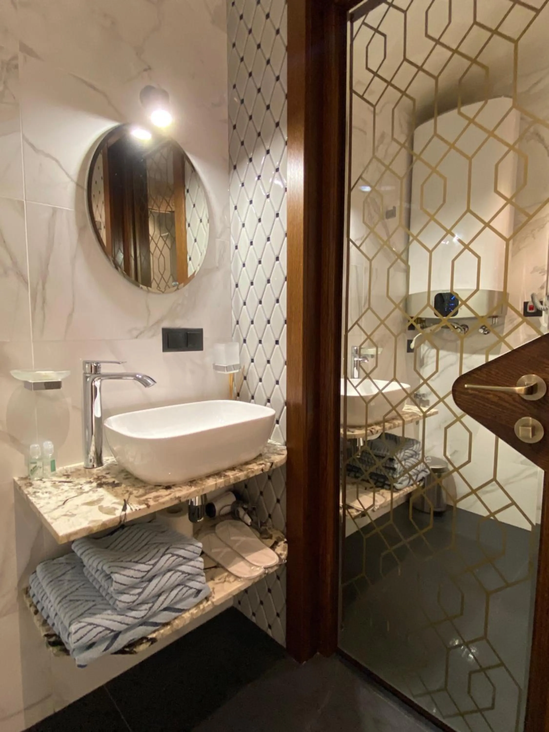 Bathroom in ArtApart Vozdvigenka