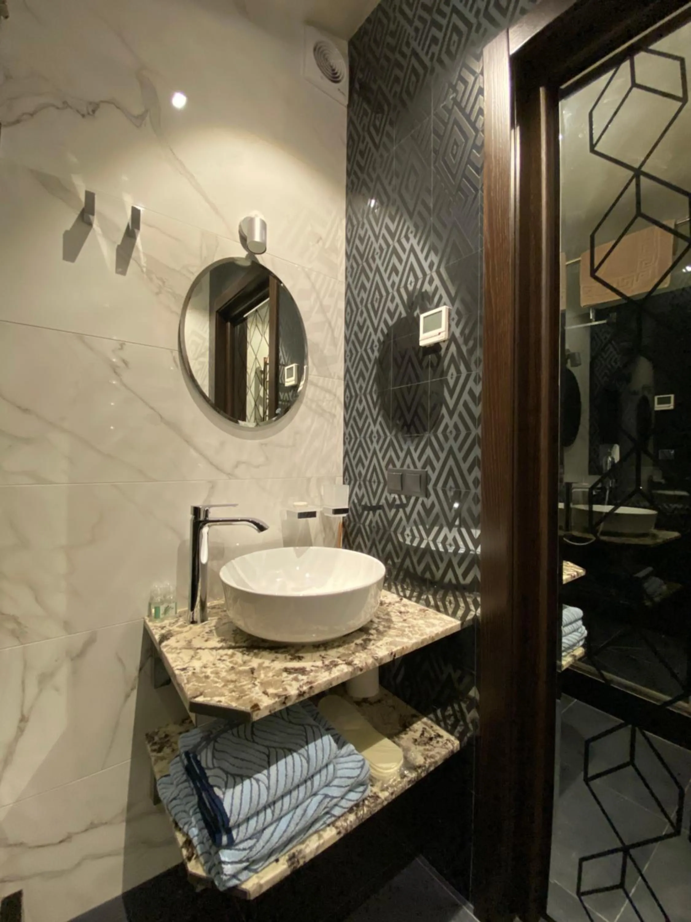 Bathroom in ArtApart Vozdvigenka