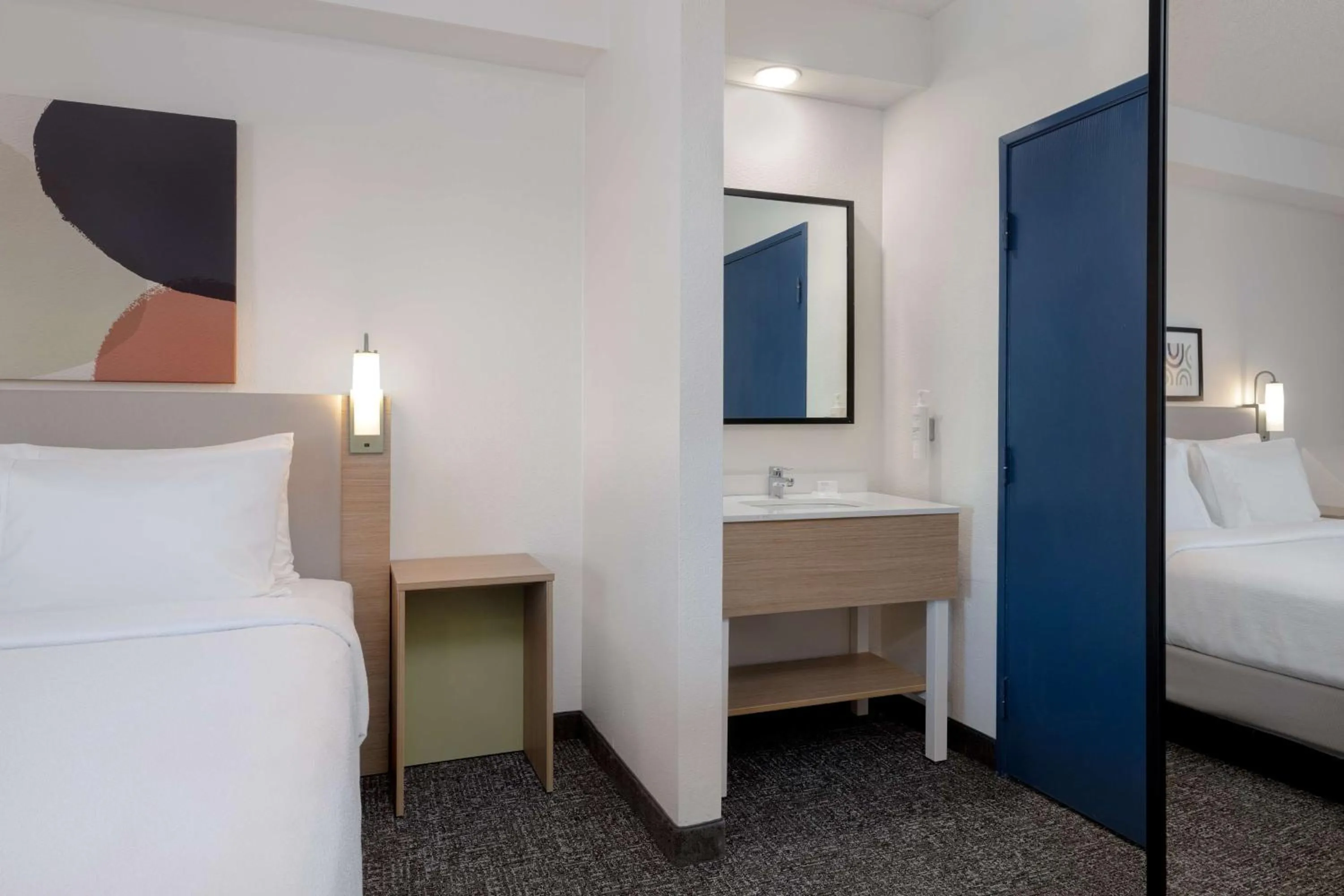 Bed in Quality Inn Bentonville-Rogers