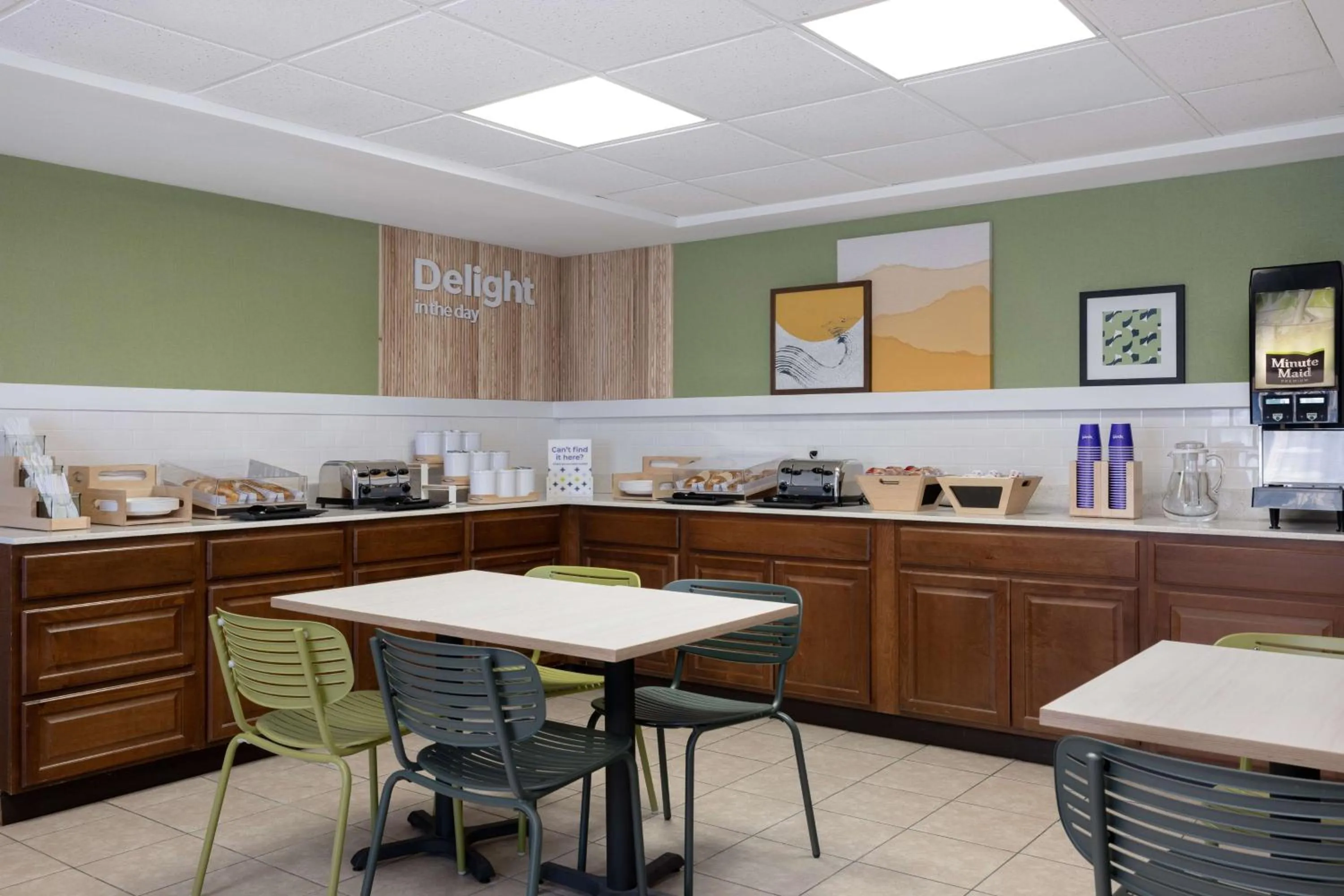 Breakfast in Quality Inn Bentonville-Rogers