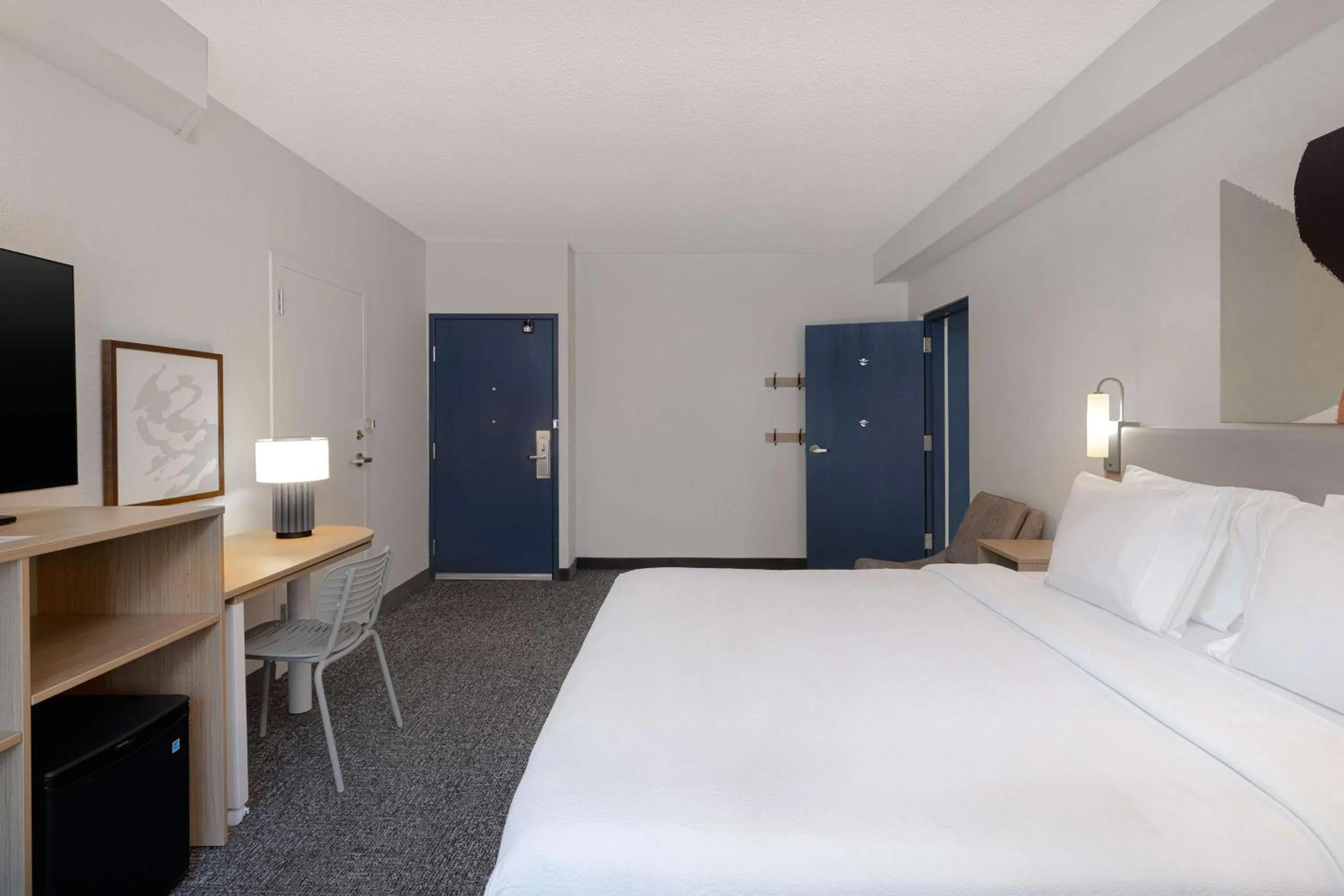 Bed in Spark by Hilton Bentonville